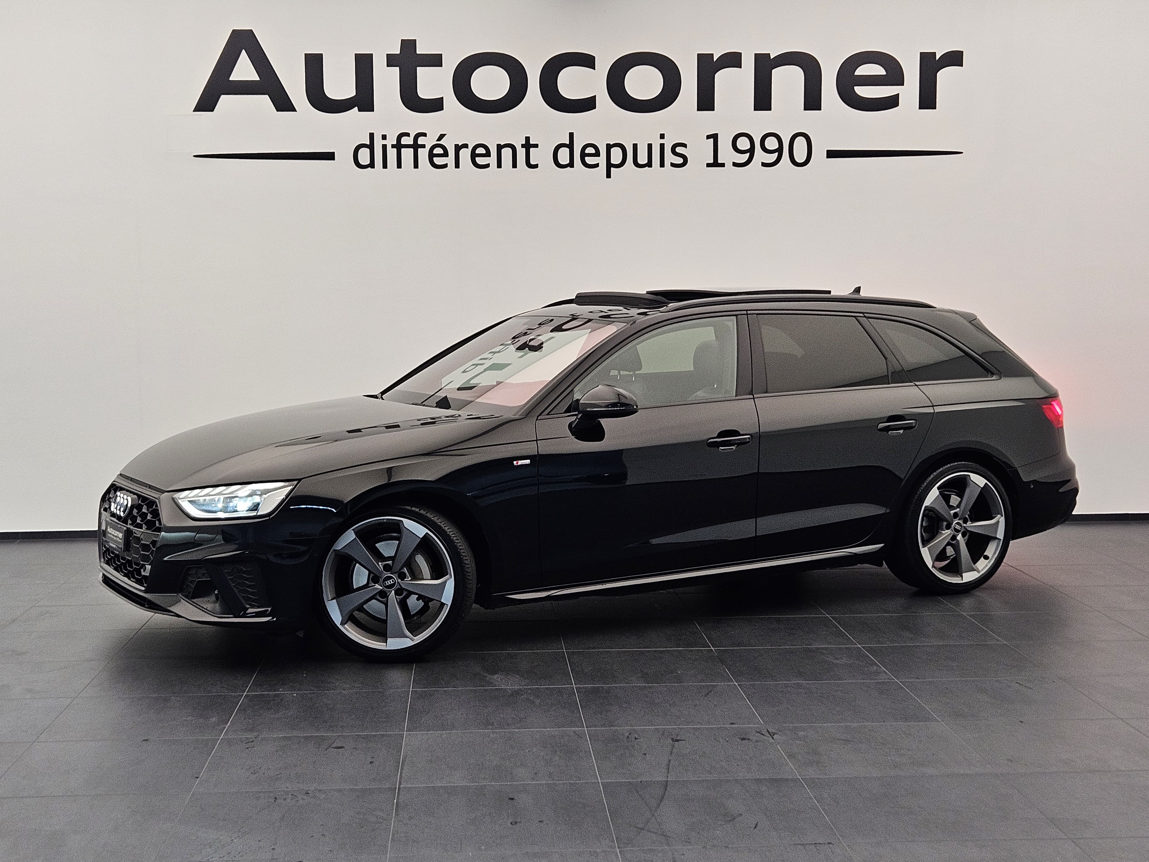 AUDI A4 Avant 40 TDI S line Attraction quattro S-tronic