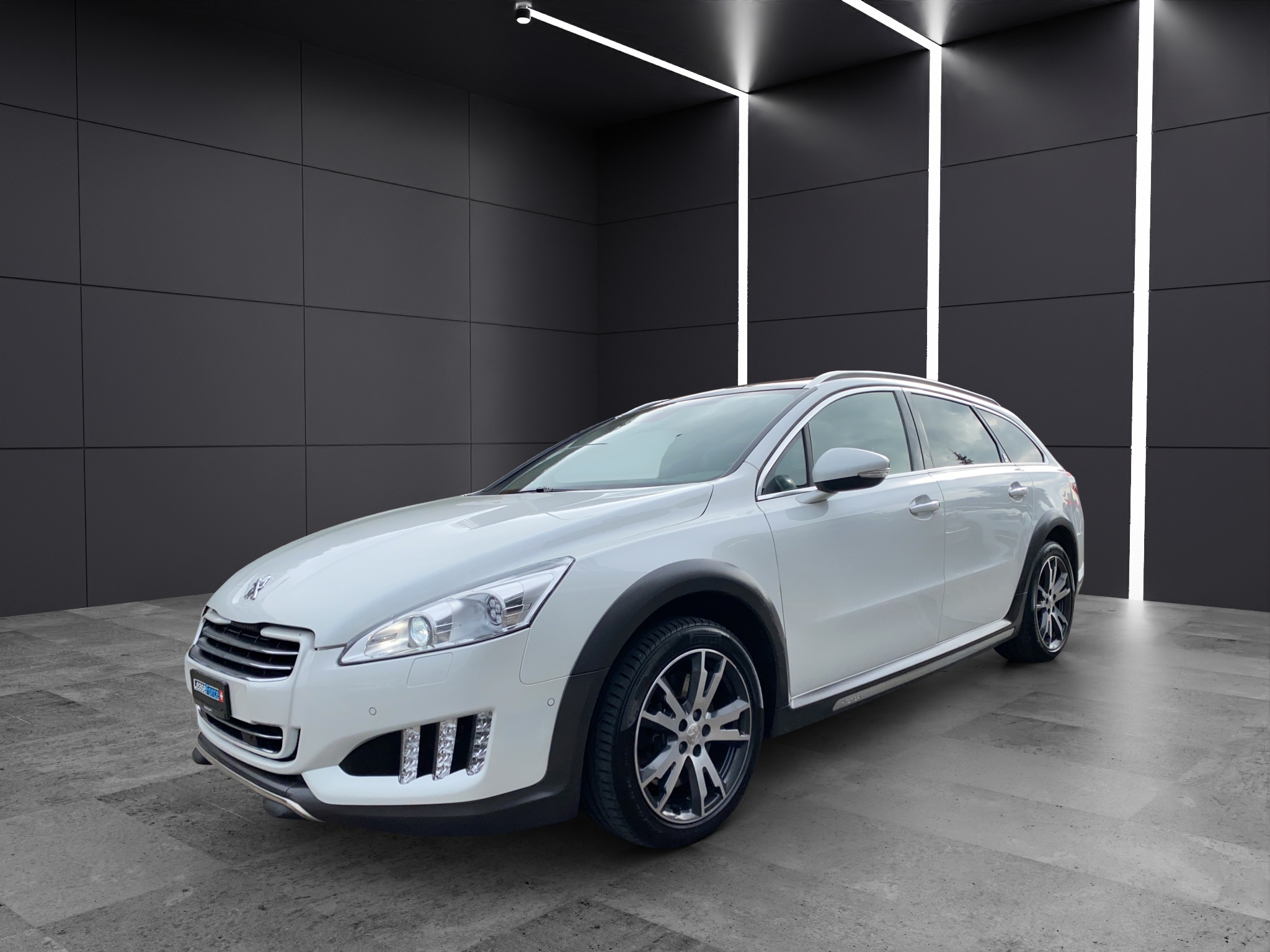 PEUGEOT 508 RXH 2.0 HDI Hybrid4 EGS6