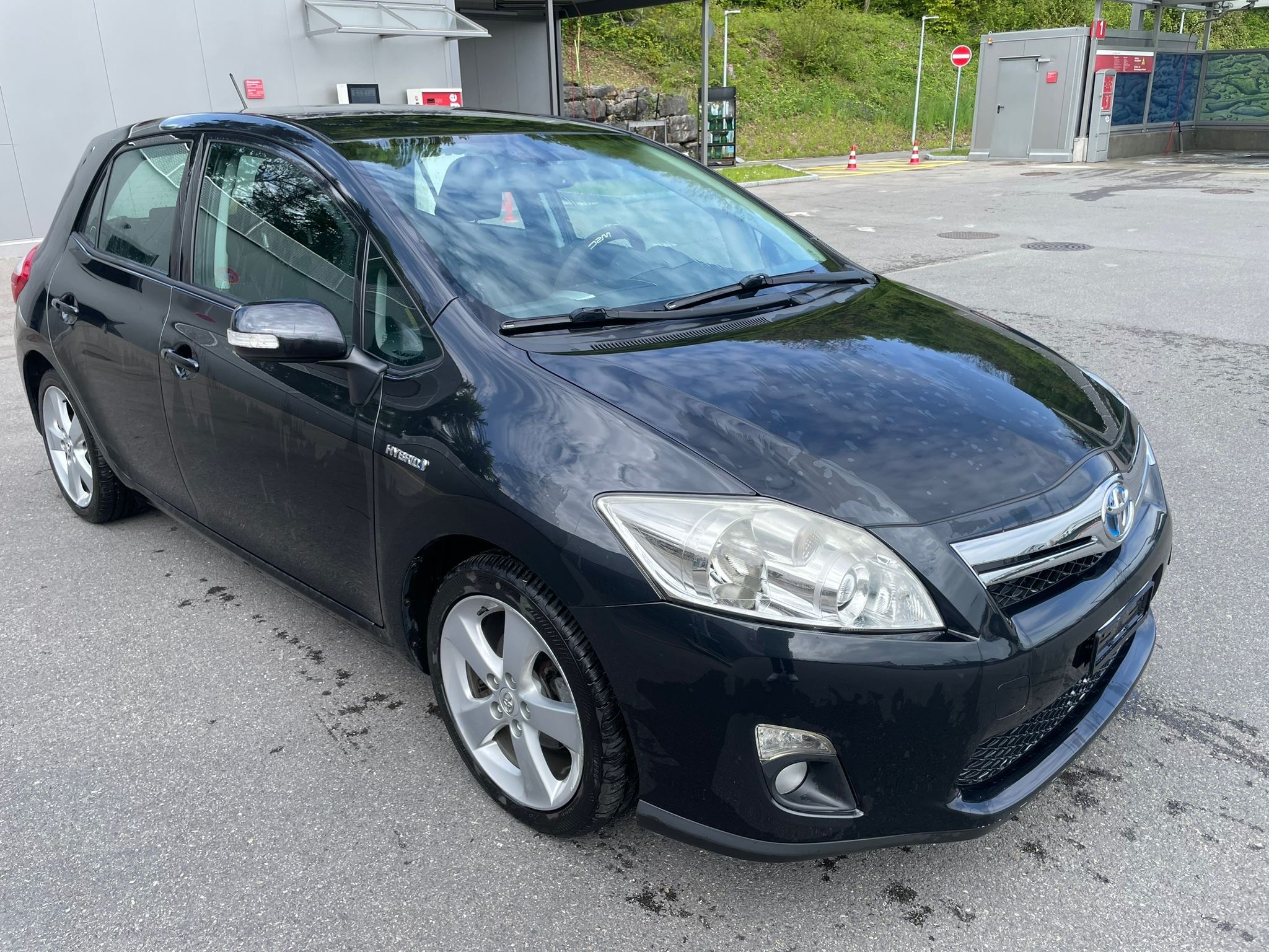 TOYOTA Auris 1.8 16V HSD Linea Sol