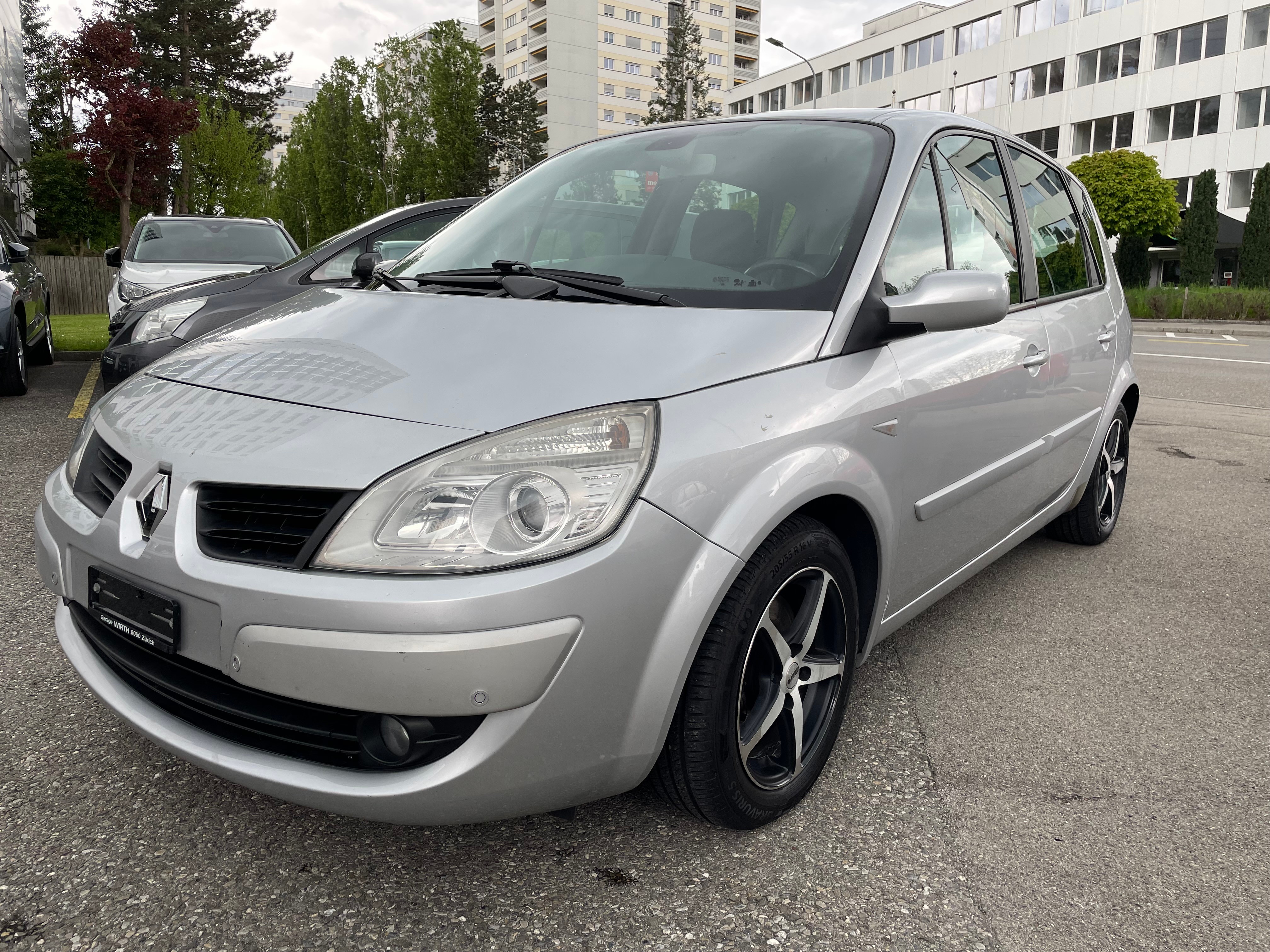 RENAULT Scénic 1.9 dCi Privilège