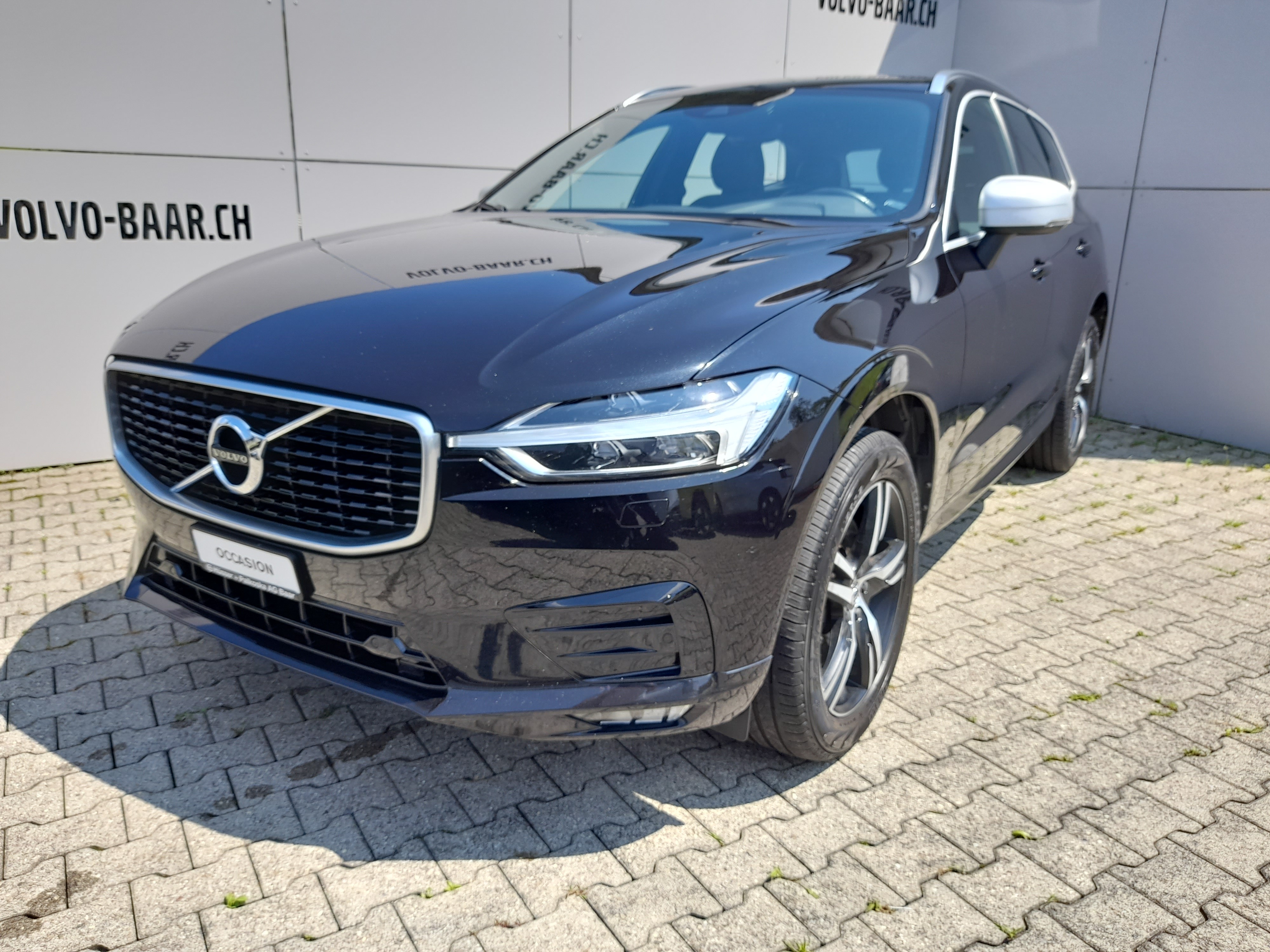 VOLVO XC60 2.0 D4 R-Design AWD