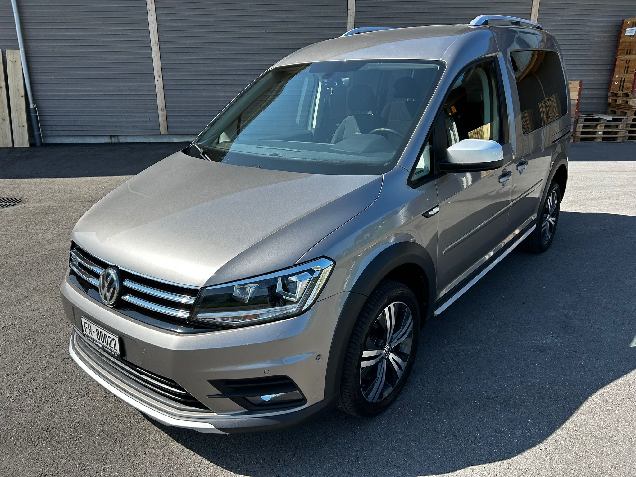 VW Caddy Alltrack 2.0 TDI 4Motion DSG