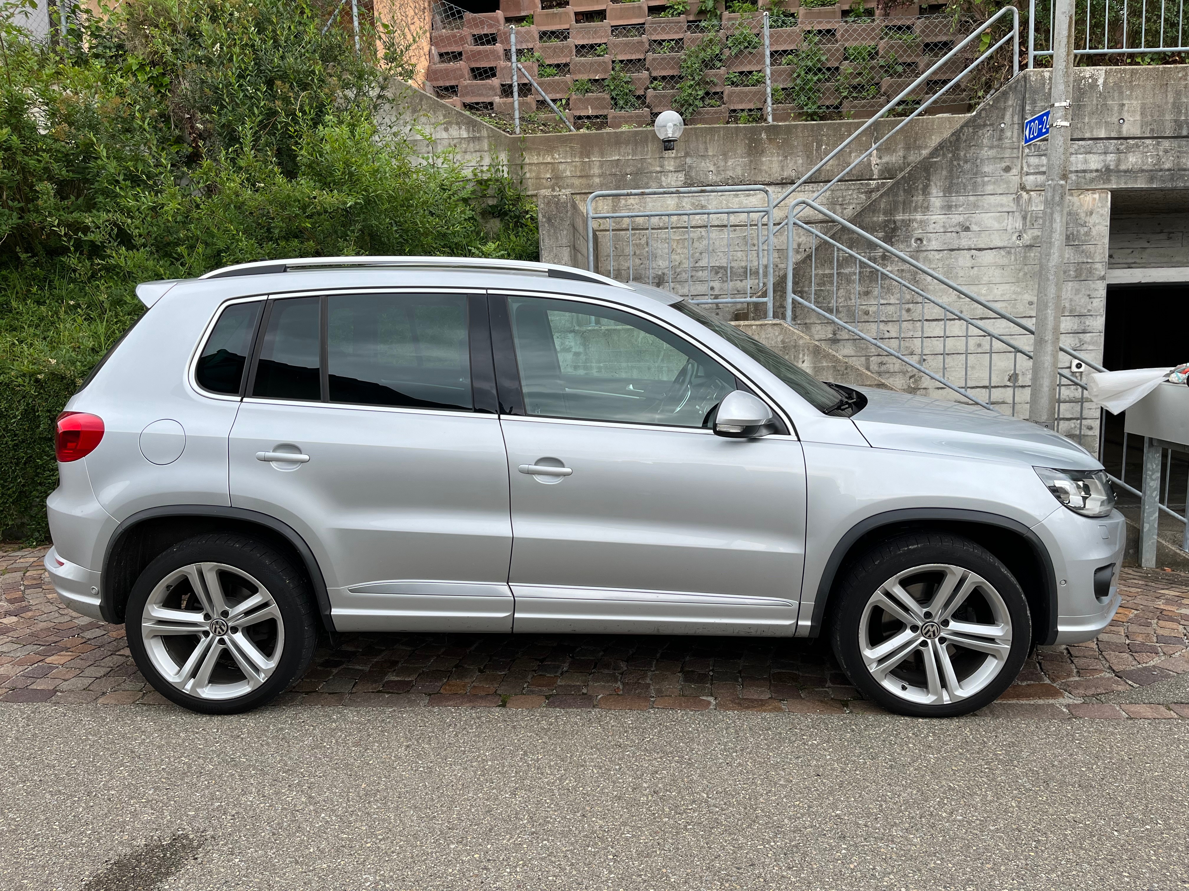 VW Tiguan 2.0 TDI BlueMotion Sport&Style 4Motion DSG