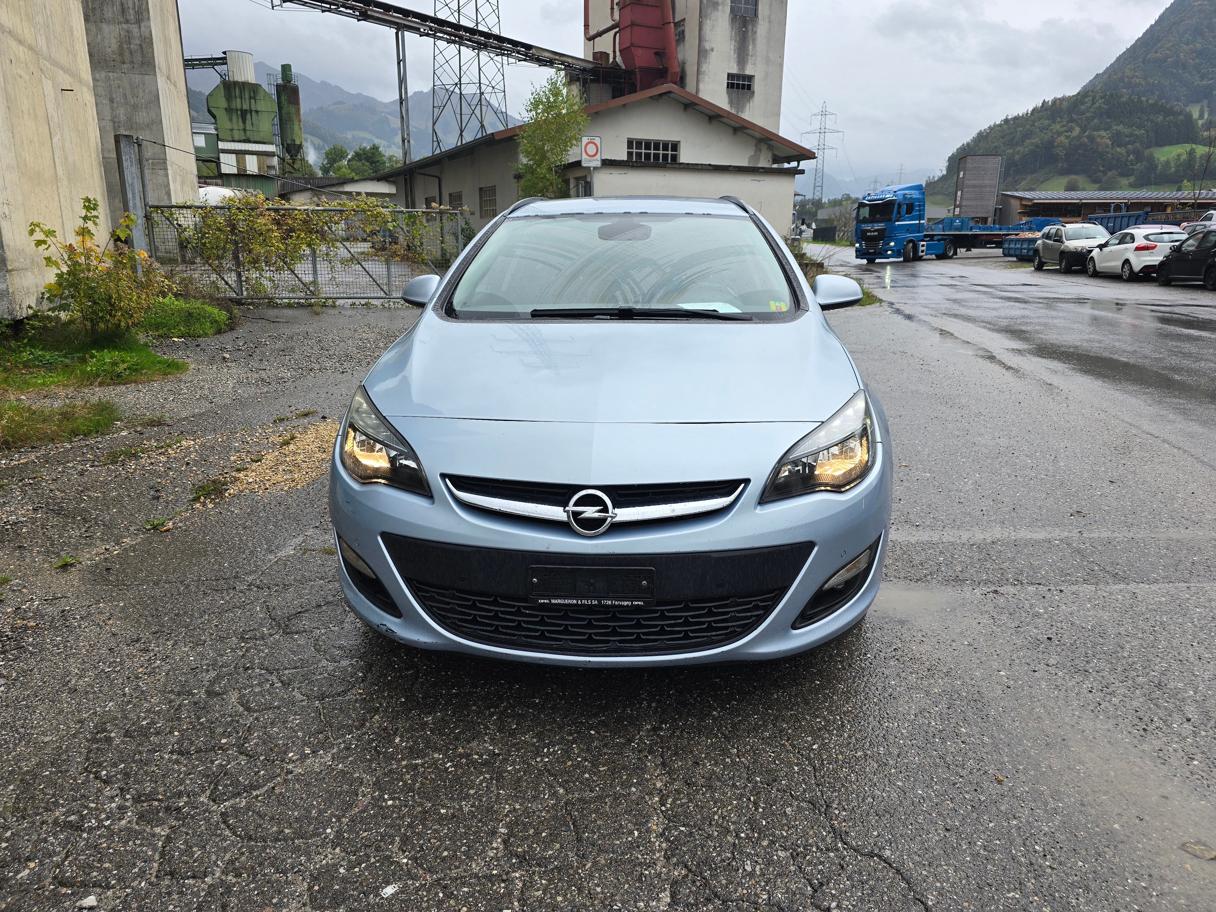 OPEL Astra SportsTourer 1.4i 16V Turbo