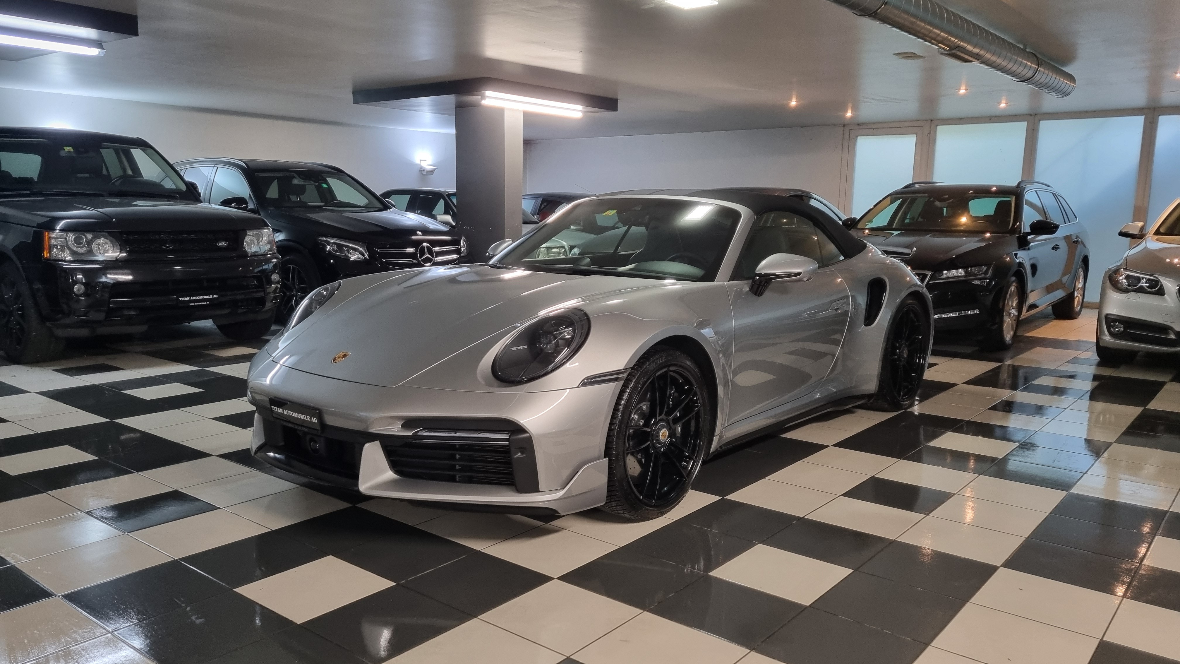 PORSCHE 911 Turbo S Cabriolet PDK