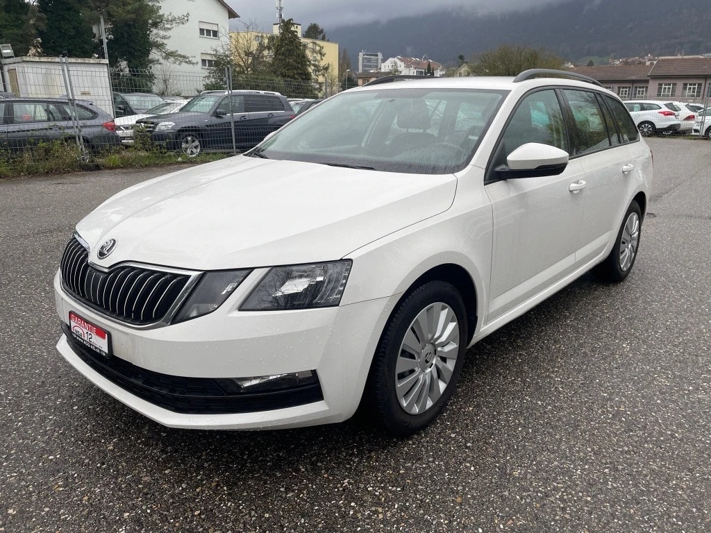 SKODA Octavia Combi 1.6 TDI Ambition ** Klimaanlage ** PDC H ** Tempomat ** Frisch Ab MFK