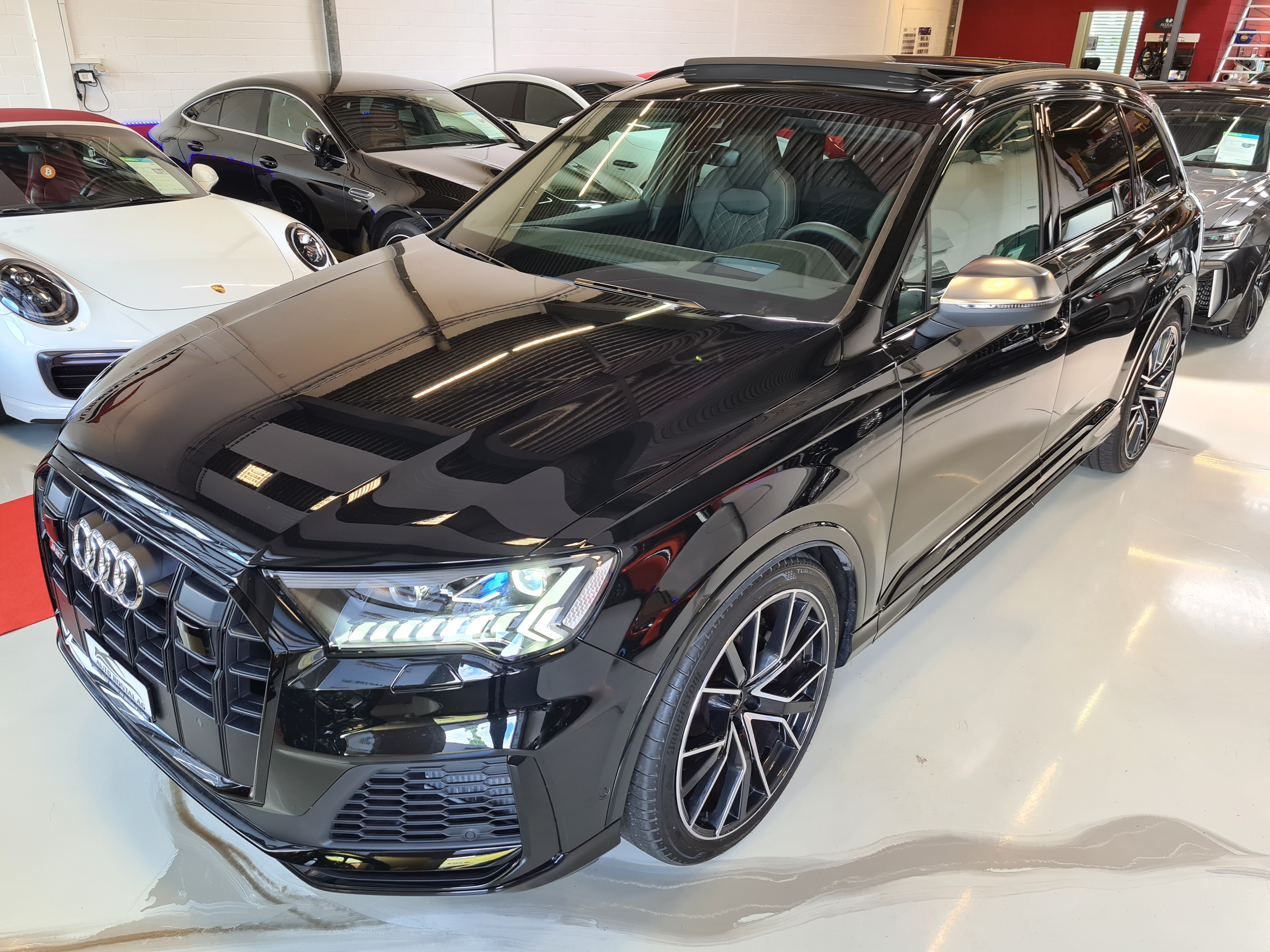 AUDI SQ7 TFSI quattro tiptronic