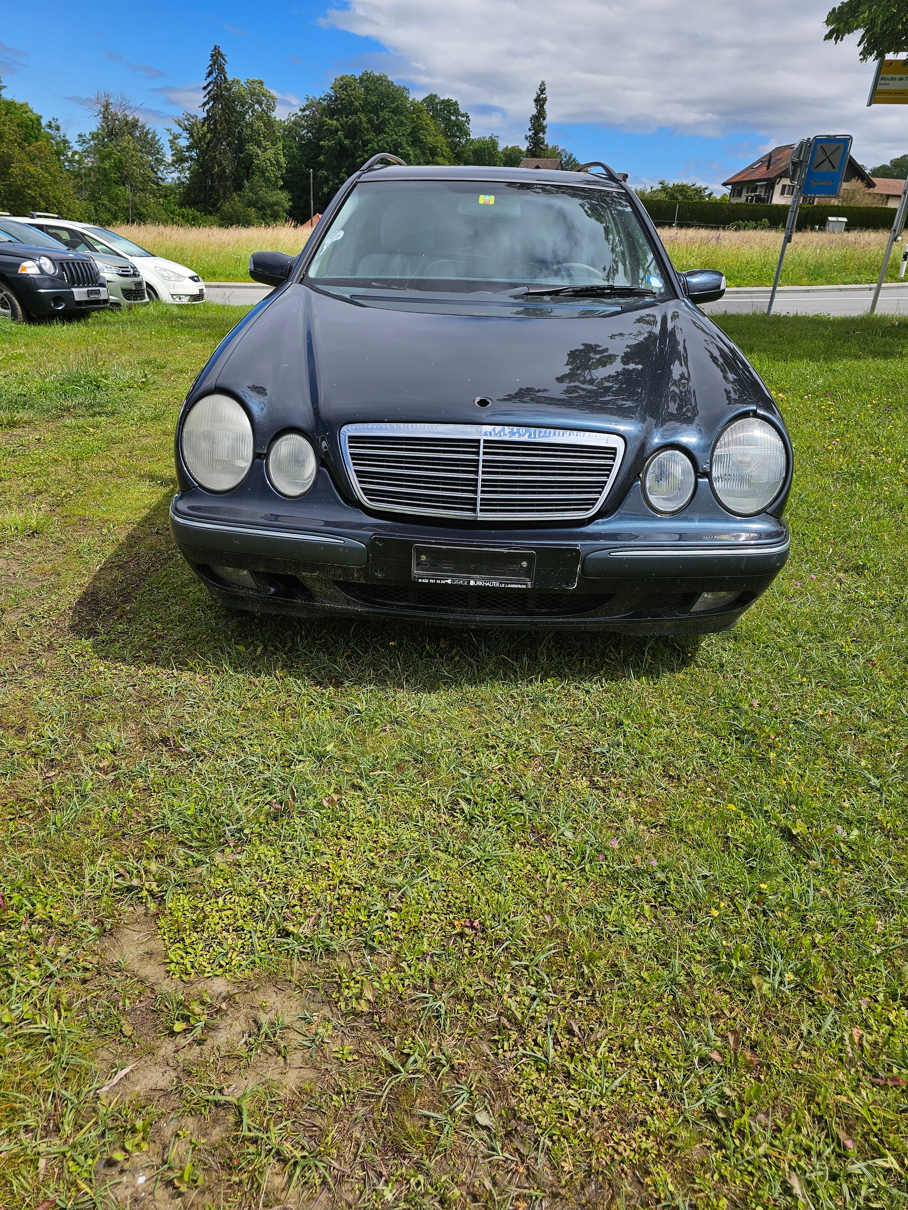 MERCEDES-BENZ E 270