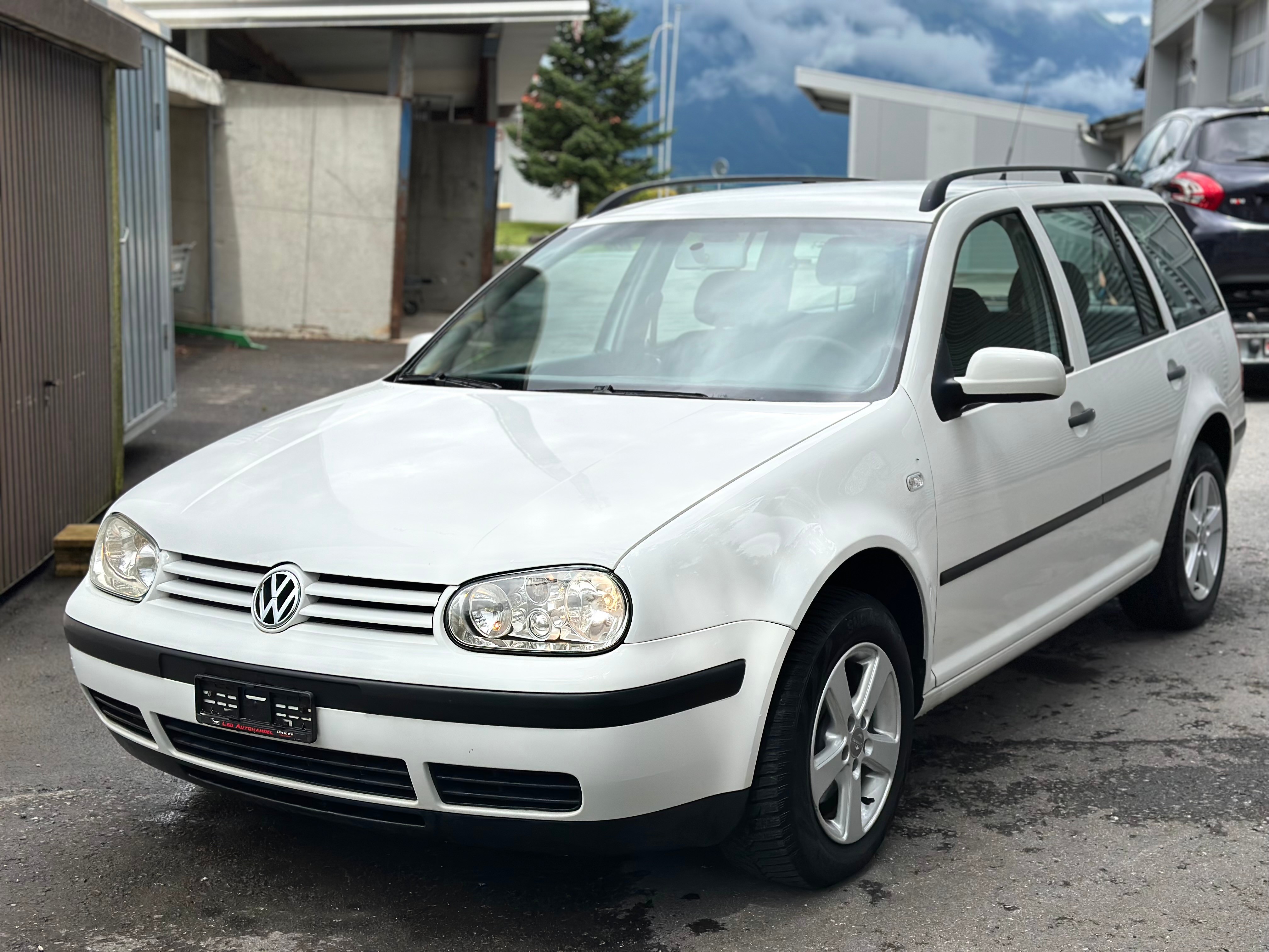 VW Golf Variant 1.9 TDI PD Ocean 4Motion