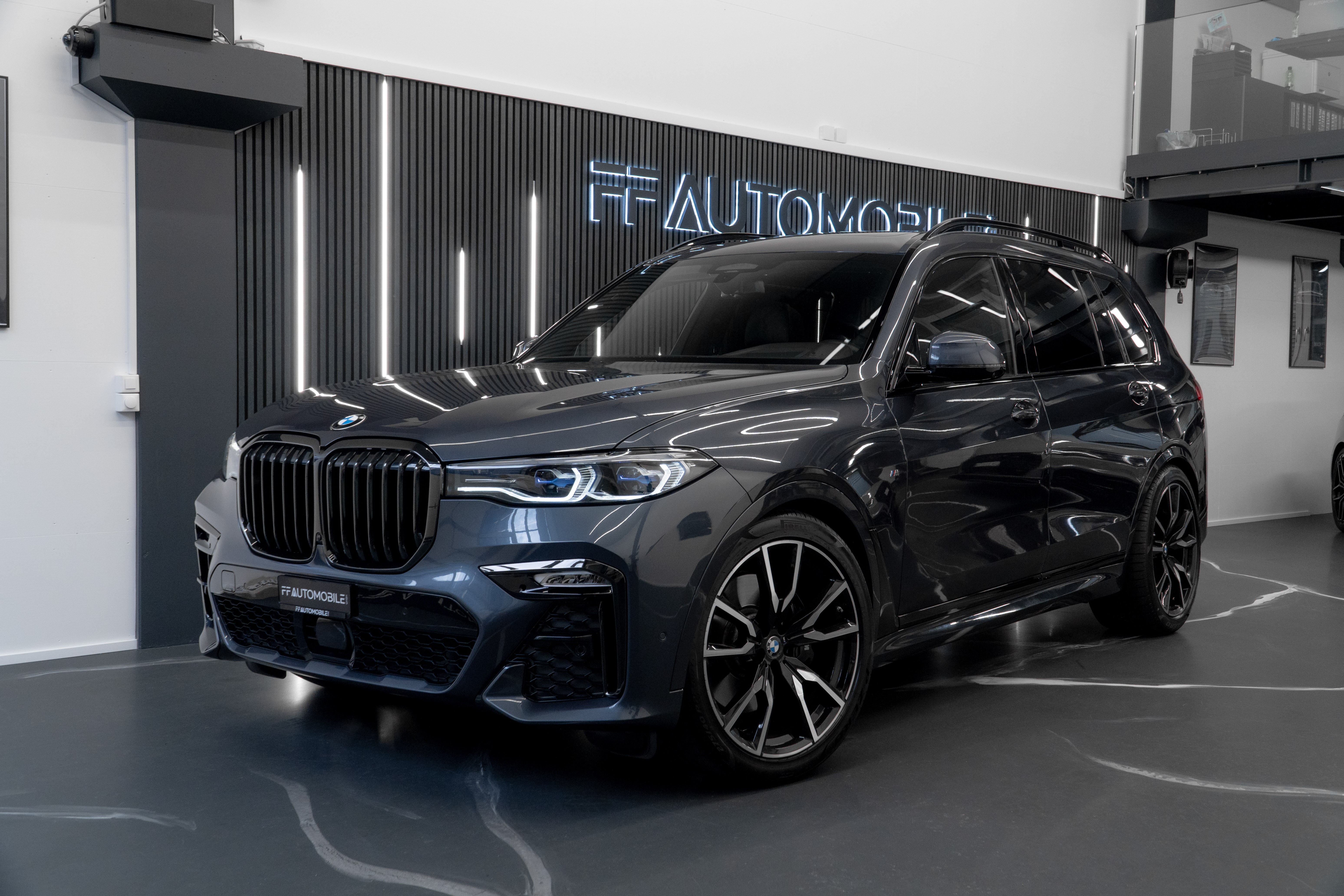 BMW X7 xDrive 48V 40d Steptronic