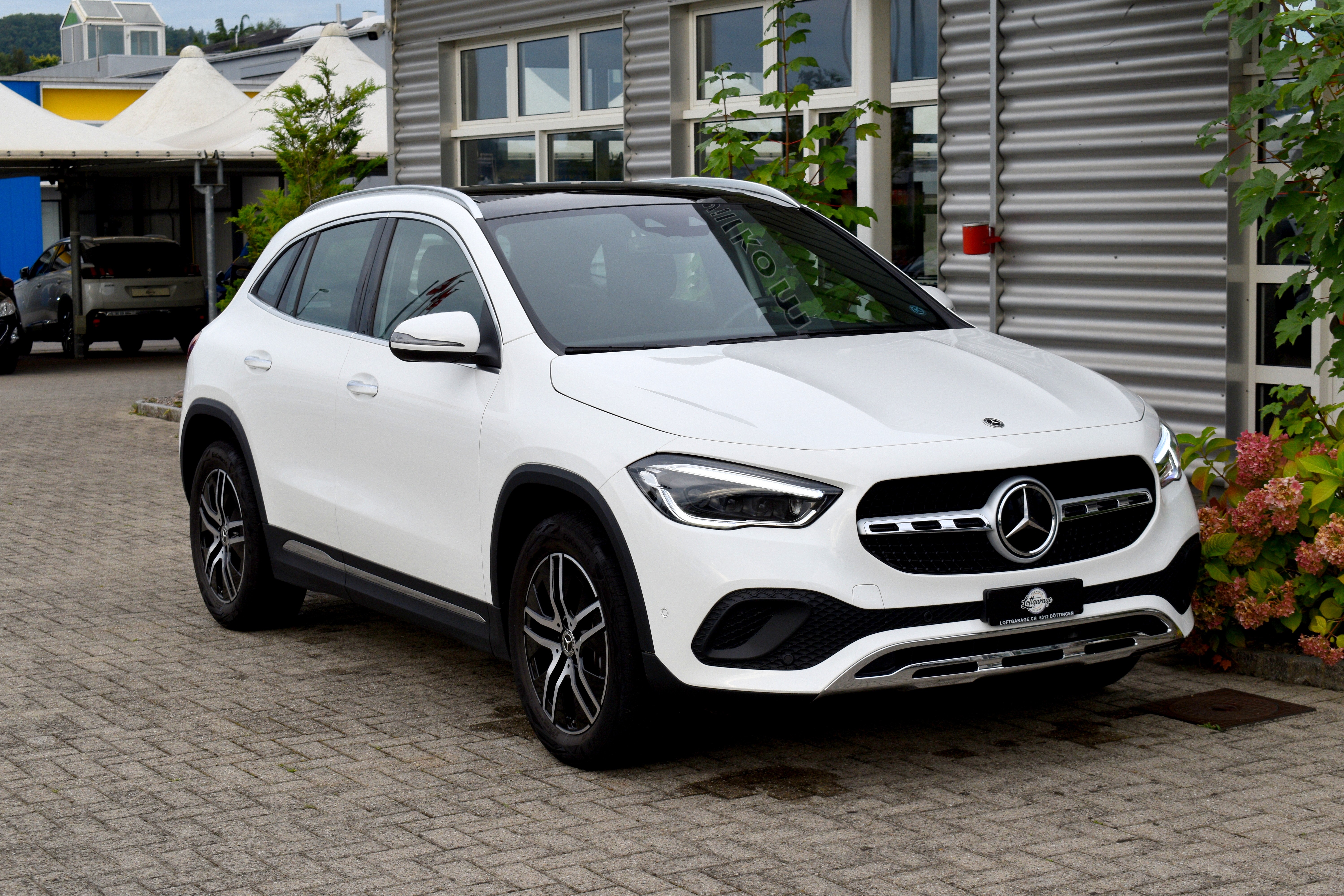 MERCEDES-BENZ GLA 200d 4Matic Progressive 8G-DCT (CH Auto) New Modell