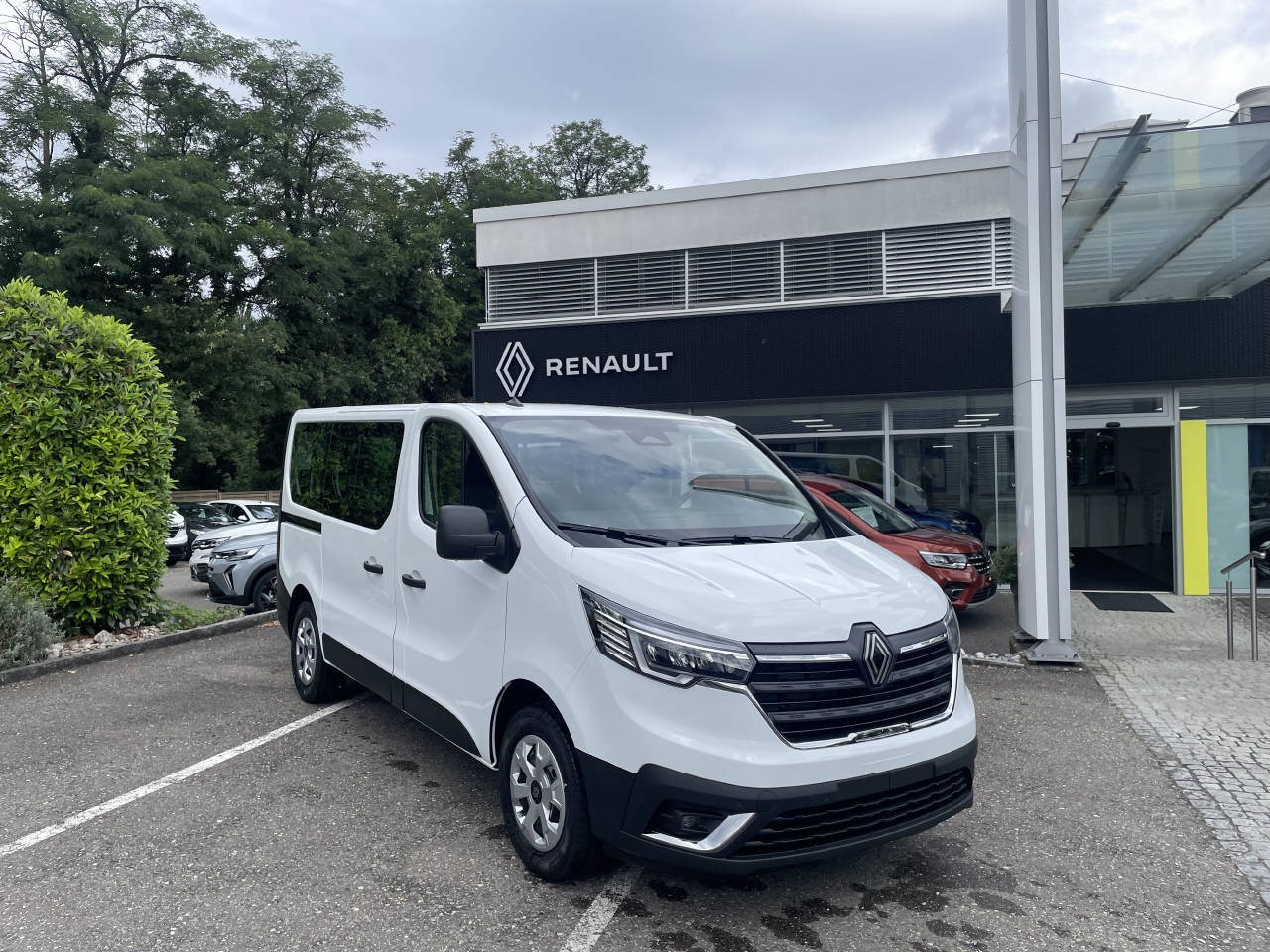 RENAULT Trafic Passenger Evolution Blue dCi 150 EDC