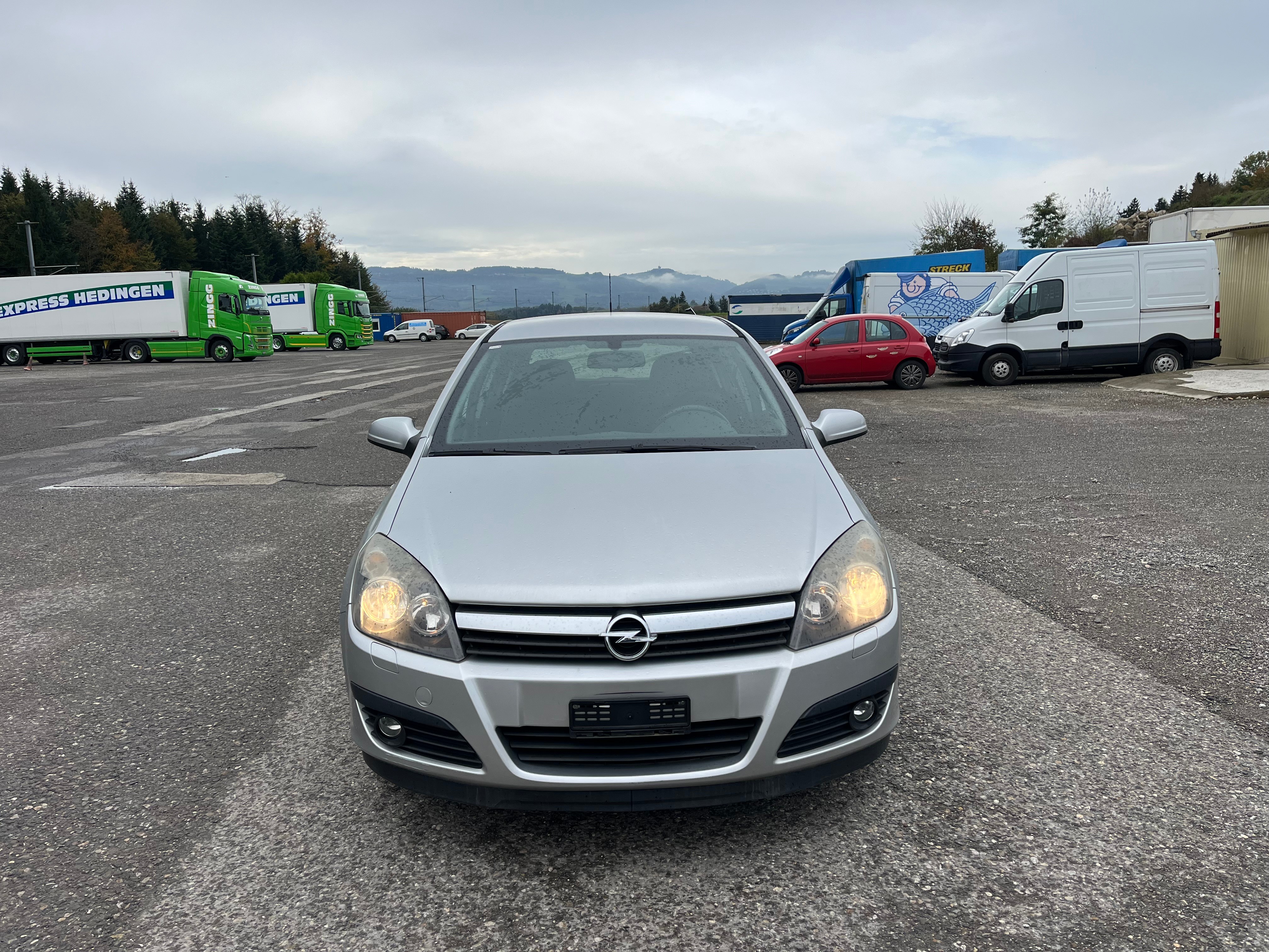 OPEL Astra 1.8i 16V (Essentia)