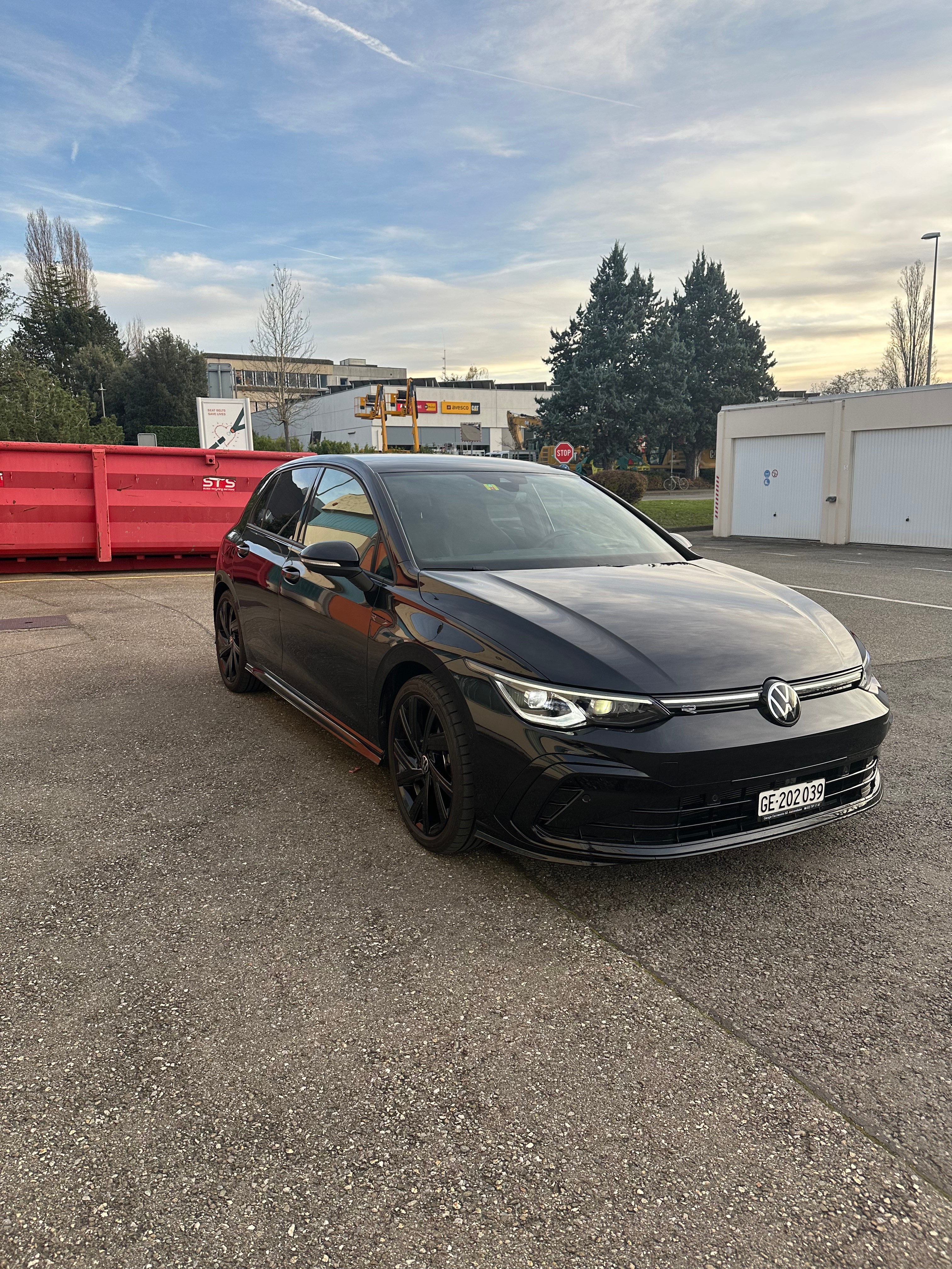 VW Golf 1.5 eTSI mHEV ACT R-Line DSG