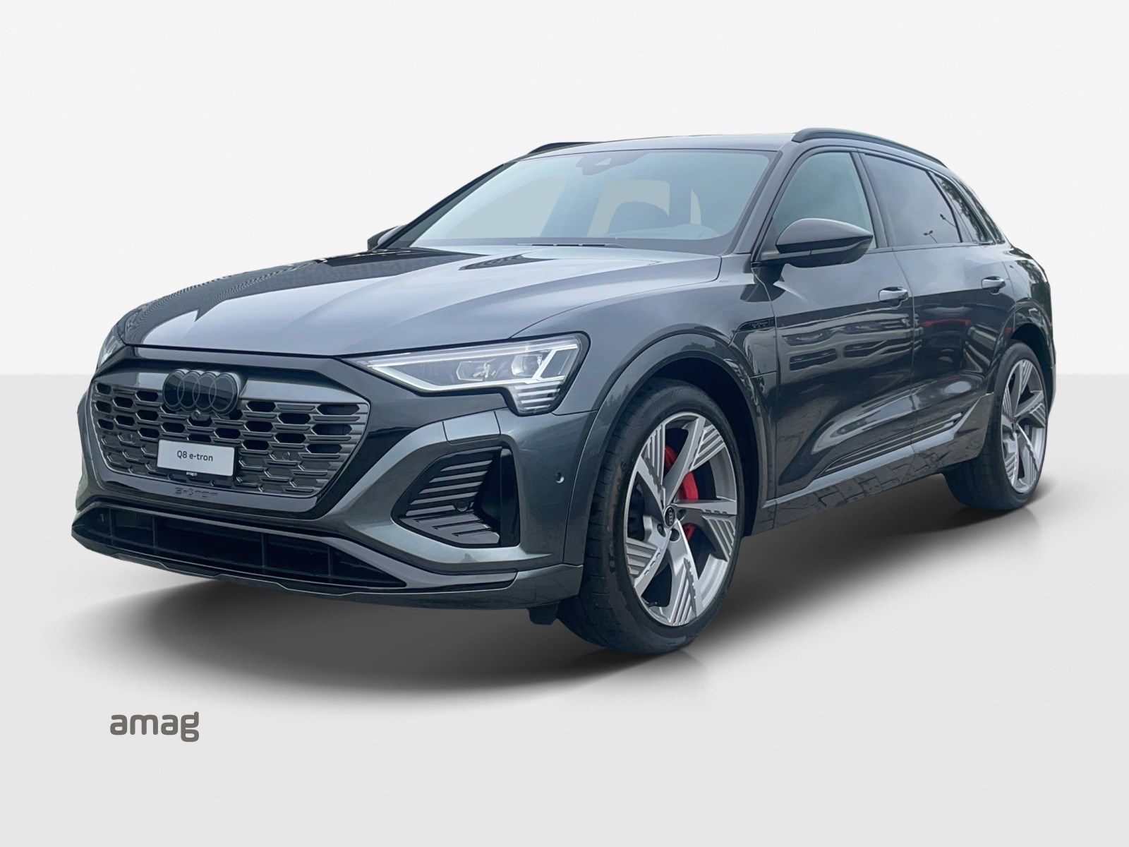 AUDI Q8 55 e-tron S line quattro