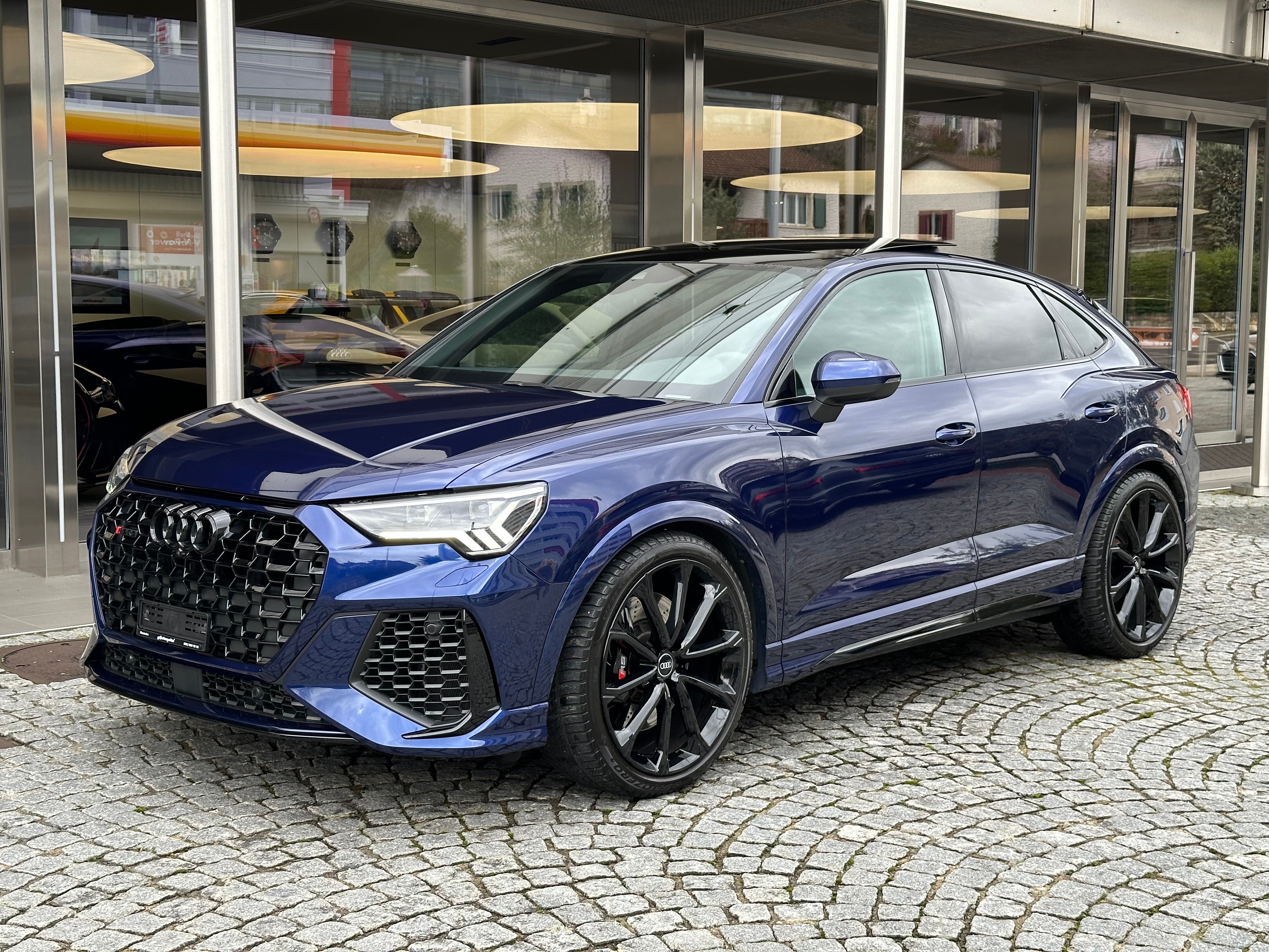 AUDI RS Q3 SB 2.5 TFSI quattro