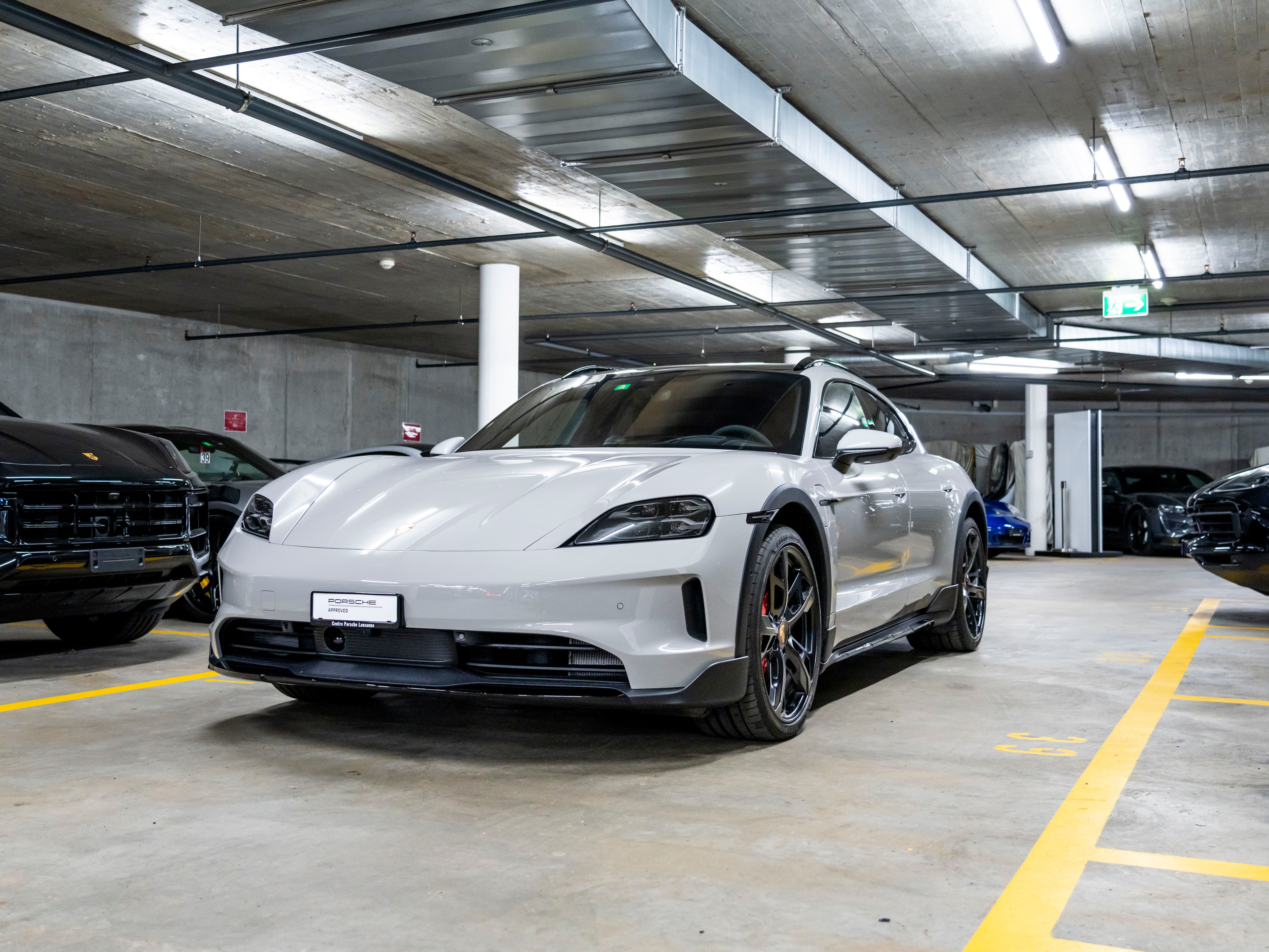 PORSCHE Taycan CrossTurismo 4S 104kWh