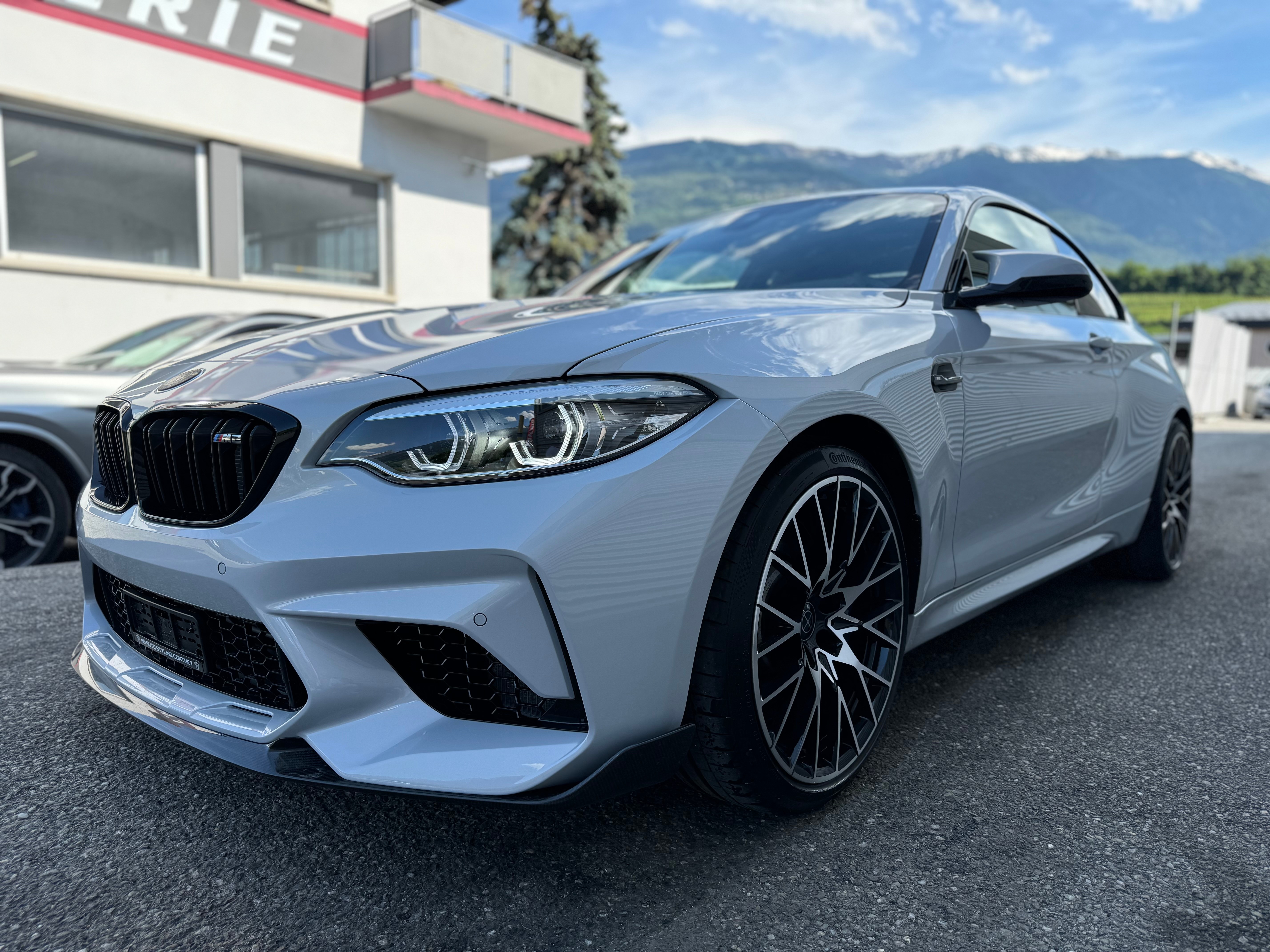 BMW M2 Competition Drivelogic