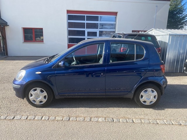 TOYOTA Yaris 1.3 Linea Luna