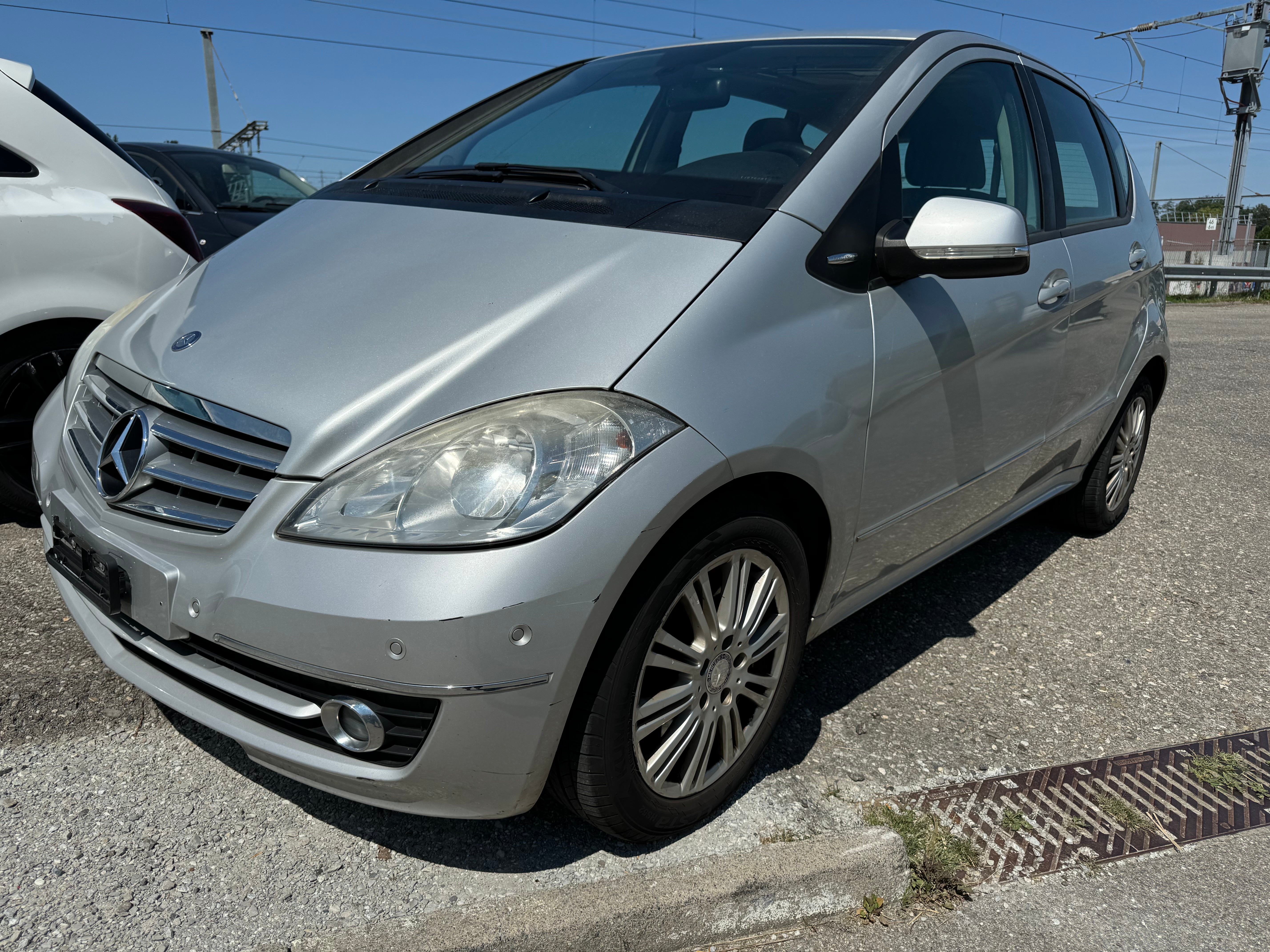 MERCEDES-BENZ A 200 CDI Elégance Autotronic