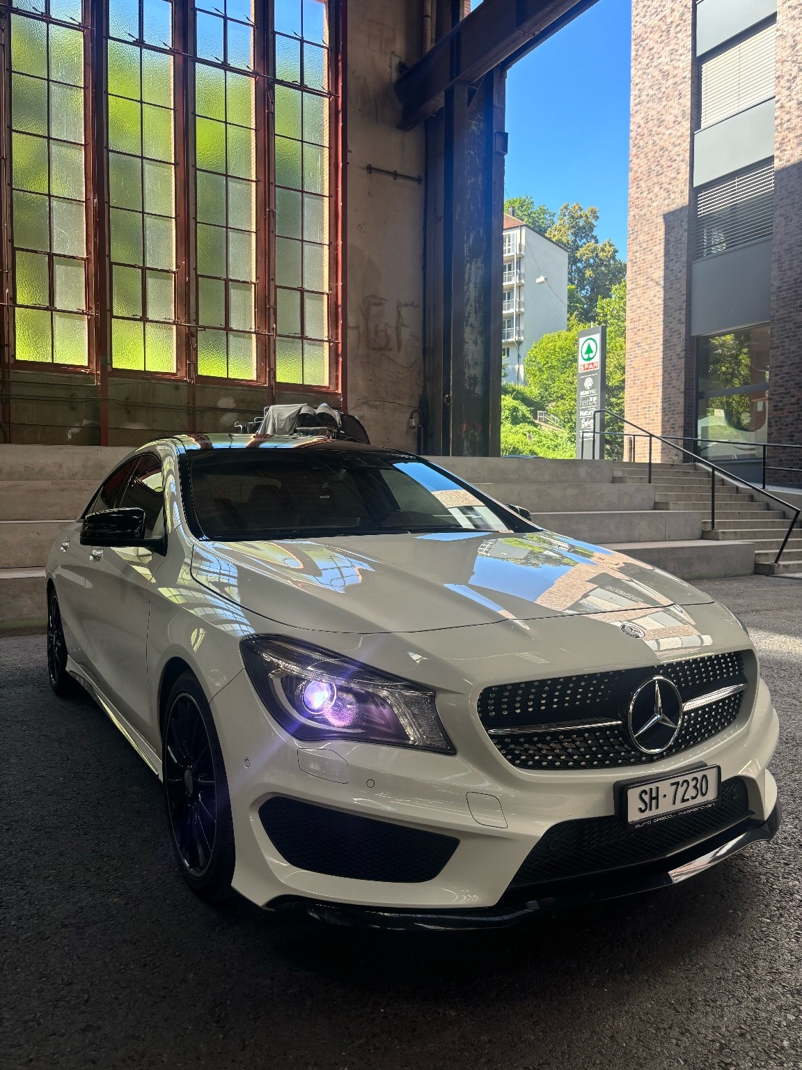 MERCEDES-BENZ CLA 250 7G-DCT