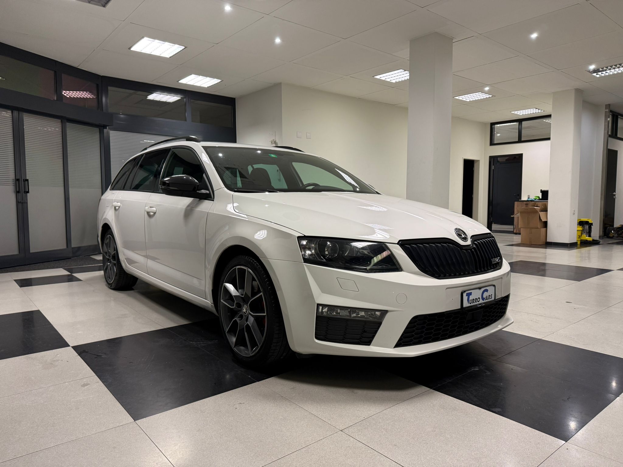 SKODA Octavia Combi 2.0 TDI RS 4x4 DSG