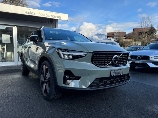 VOLVO XC40 1.5 T4 PiH Ultimate Dark