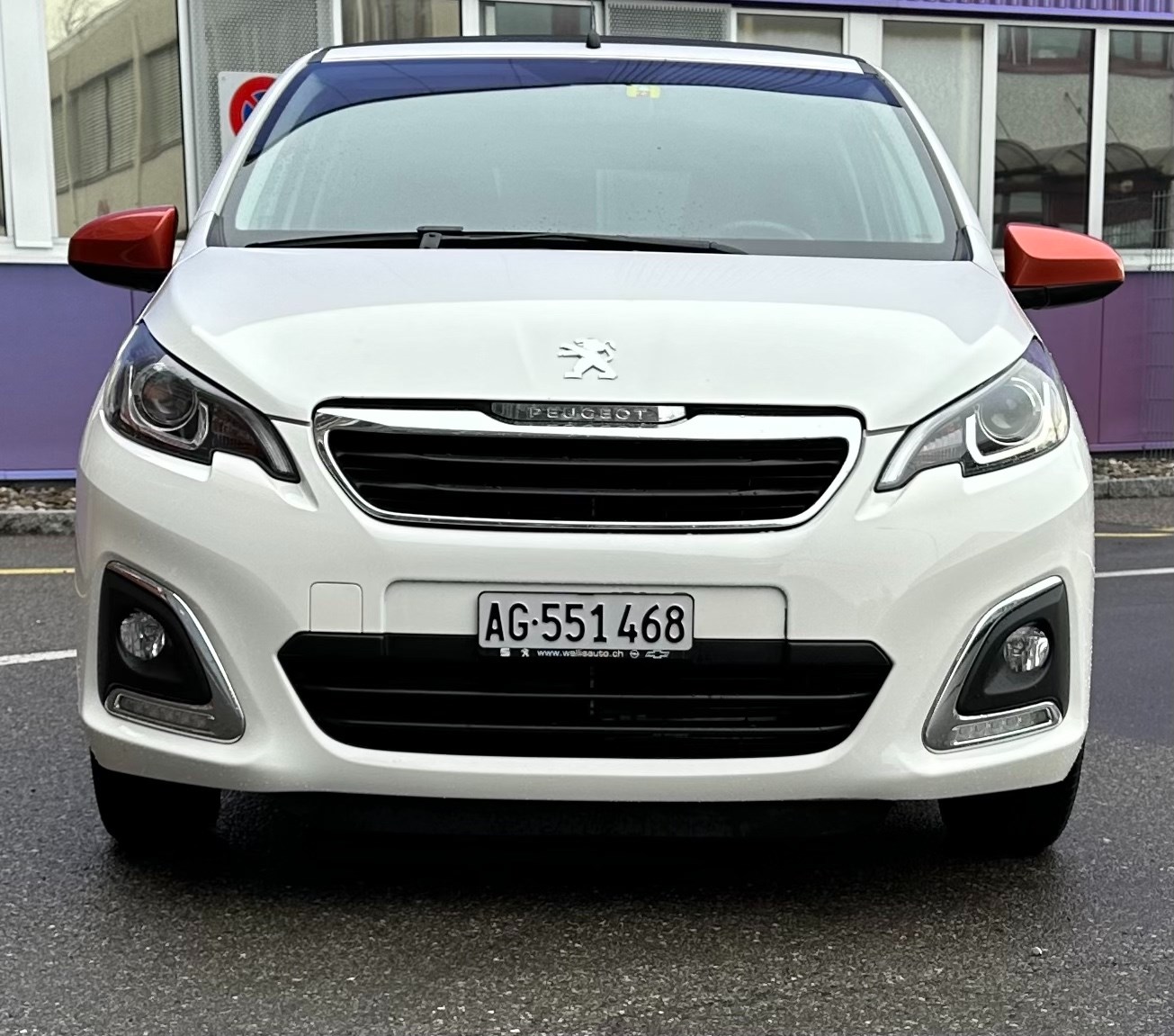 PEUGEOT 108 1.2 VTi Roland Garros Top