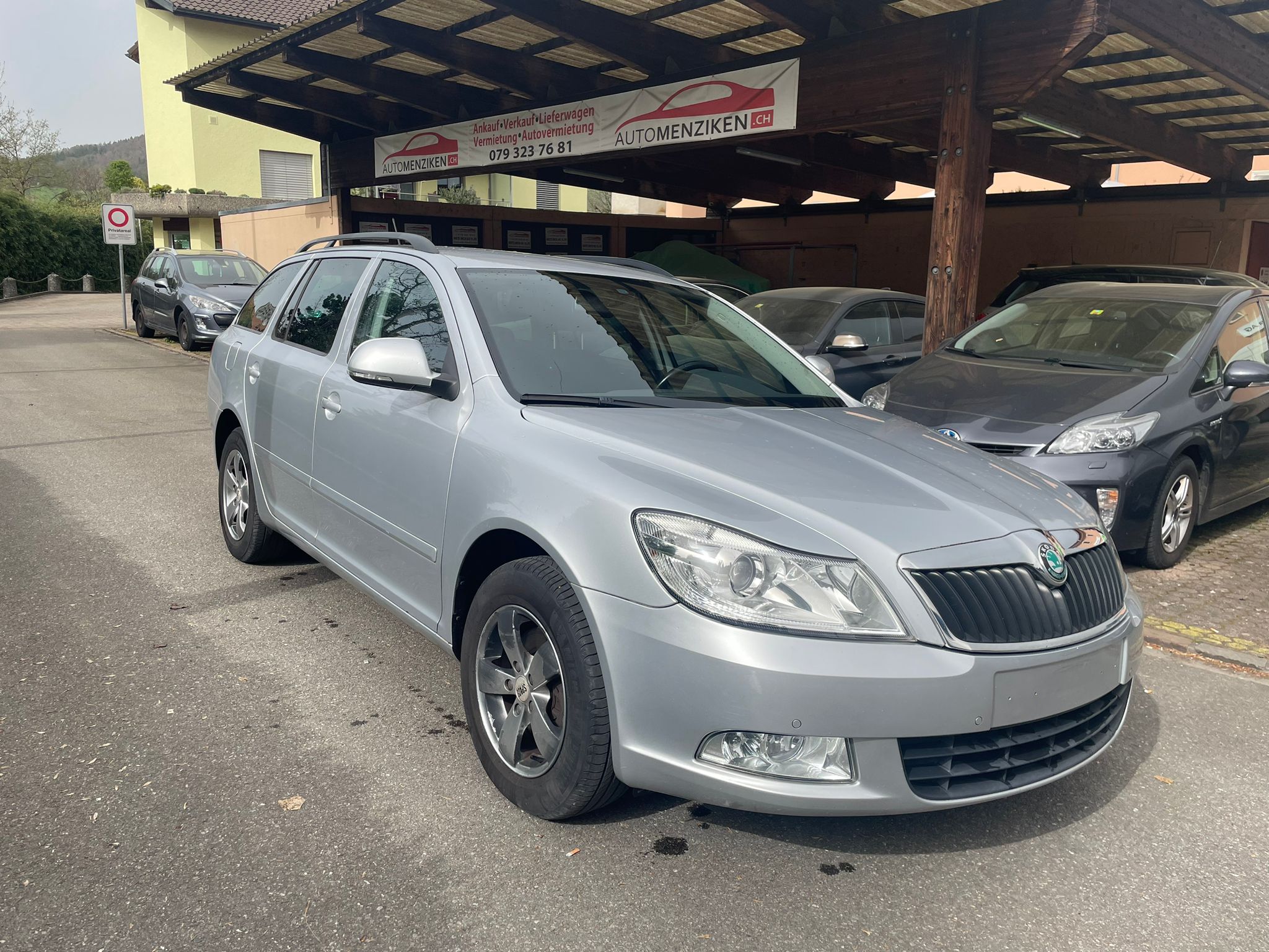 SKODA Octavia Combi 1.8 TSI Elegance DSG