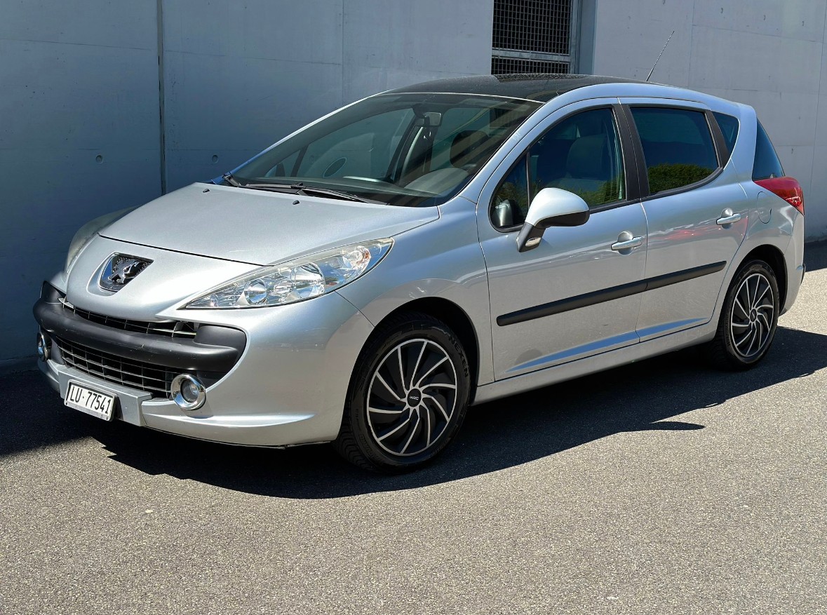 PEUGEOT 207 SW 1.6 16V Trendy Automatic