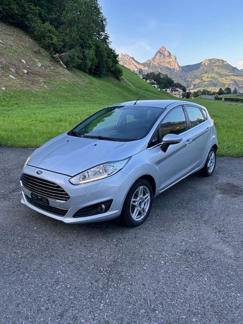 FORD Fiesta 1.6 Ti-VCT Titanium PowerShift