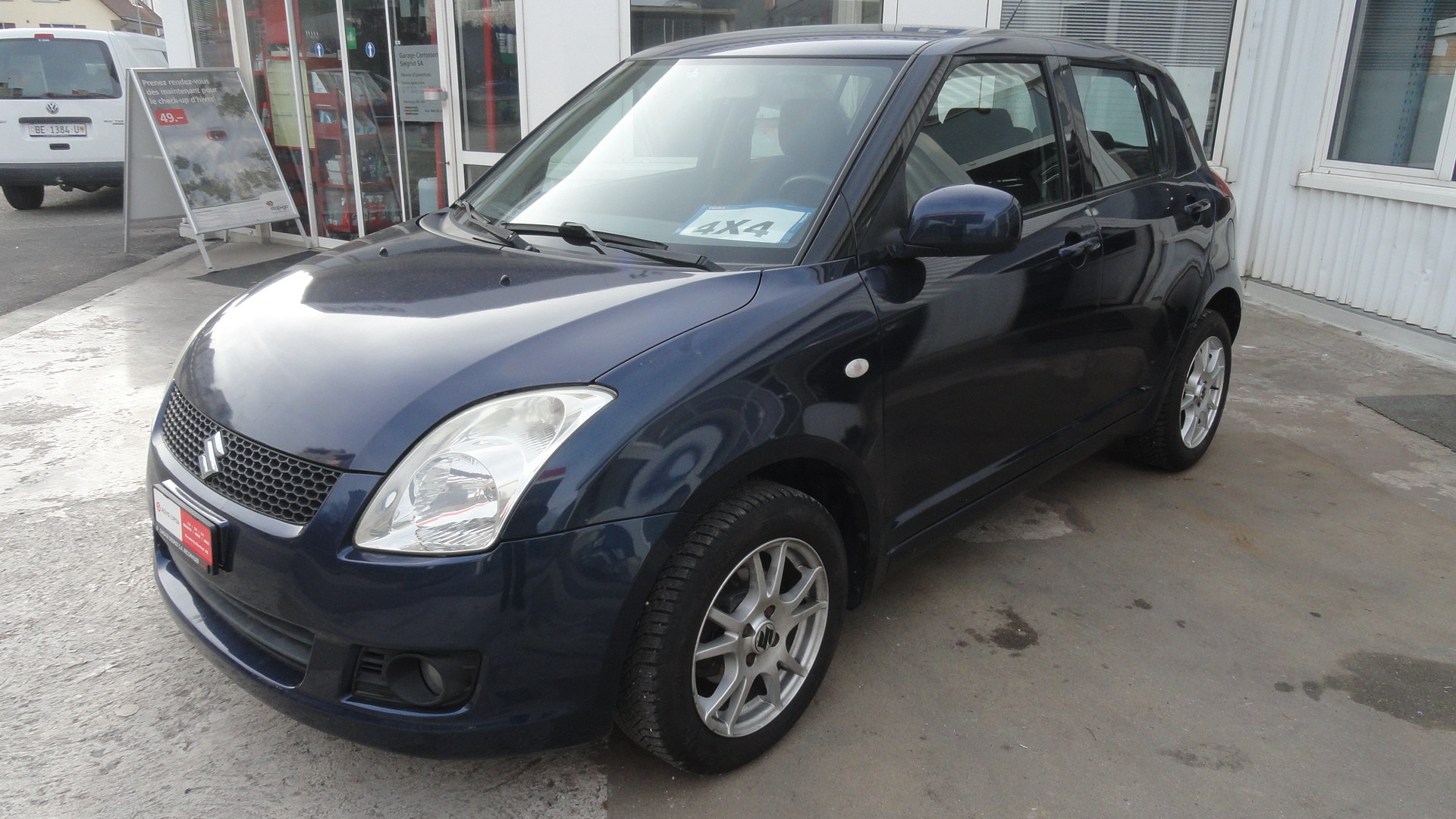 SUZUKI Swift 1.3i 16V GL Top Piz Sulai LE 4x4