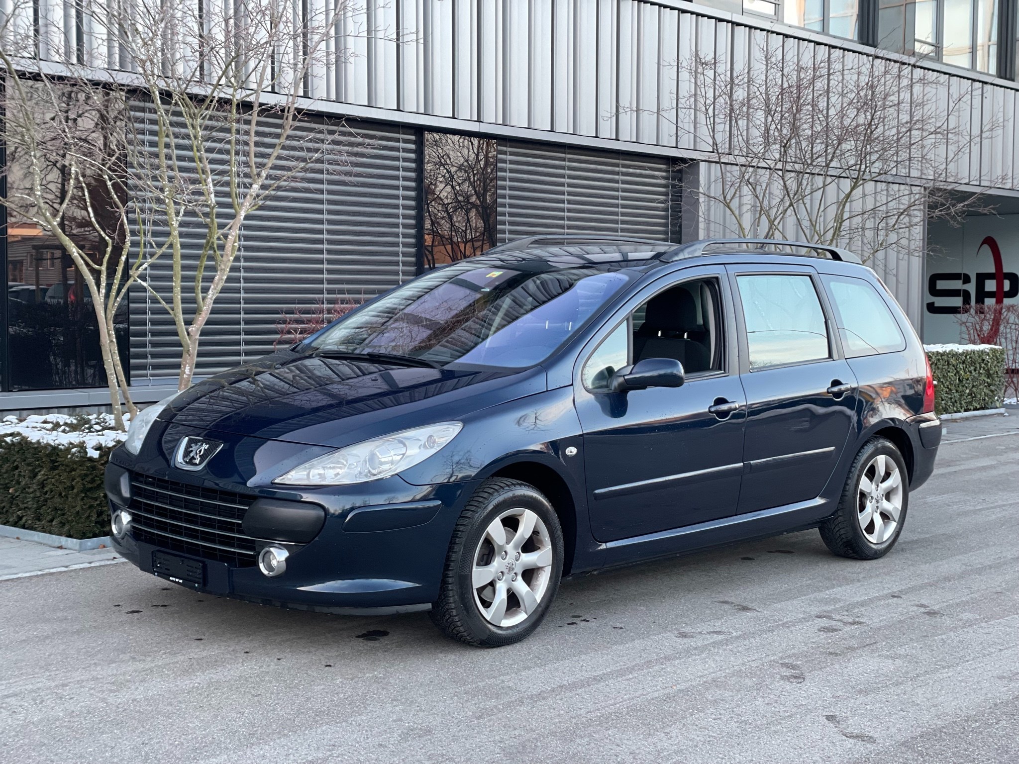 PEUGEOT 307 SW 2.0 16V Platinum Edition