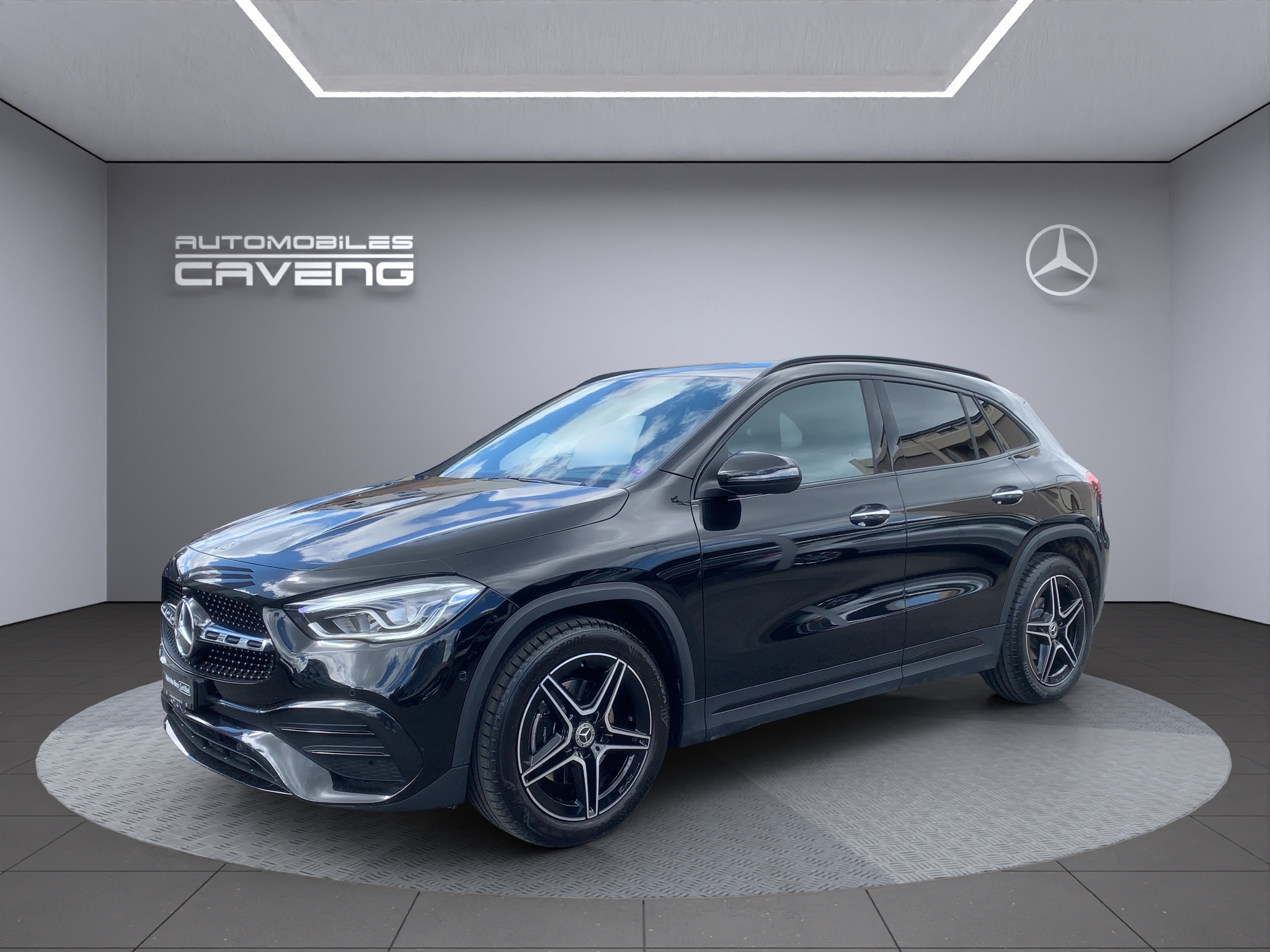 MERCEDES-BENZ GLA 200 4Matic AMG Line 8G-DCT