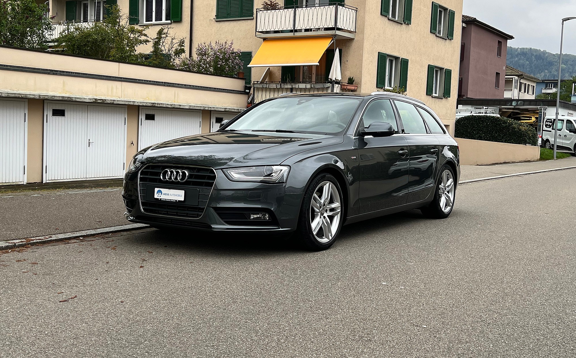 AUDI A4 Avant 2.0 TDI quattro S-tronic