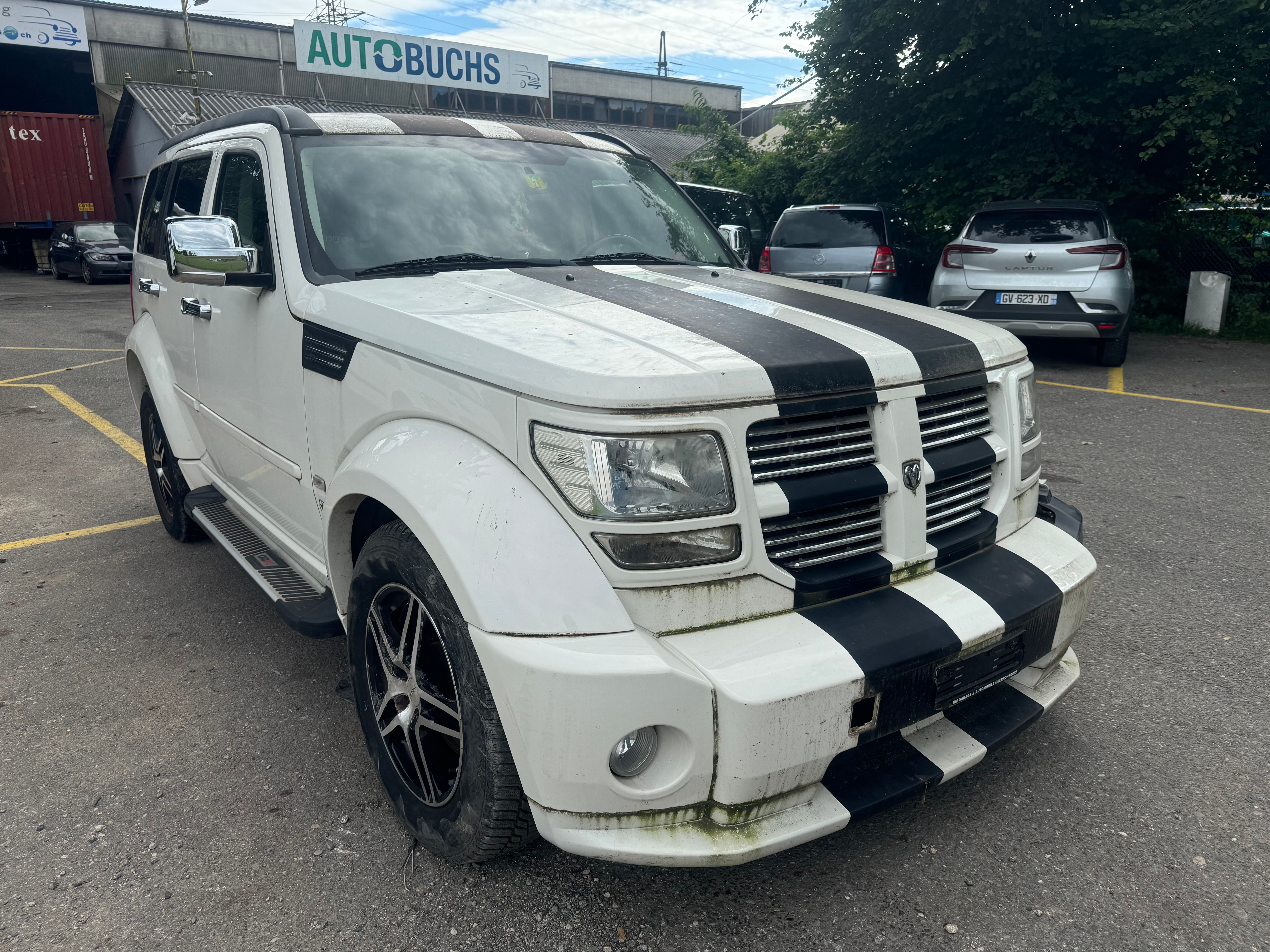 DODGE Nitro 2.8 CRD Blackline Automatic