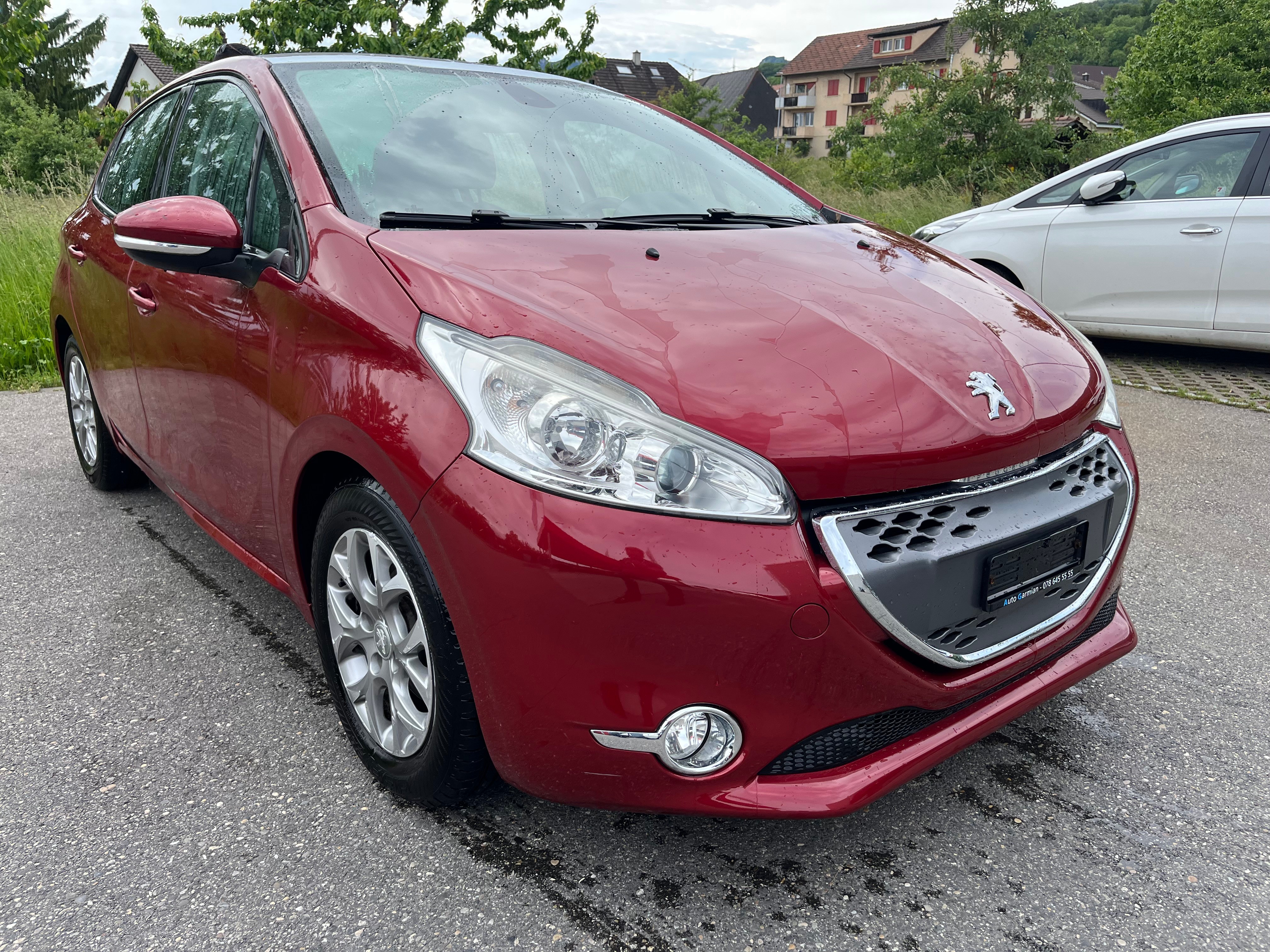 PEUGEOT 208 1.4 e-HDi Active EGS5