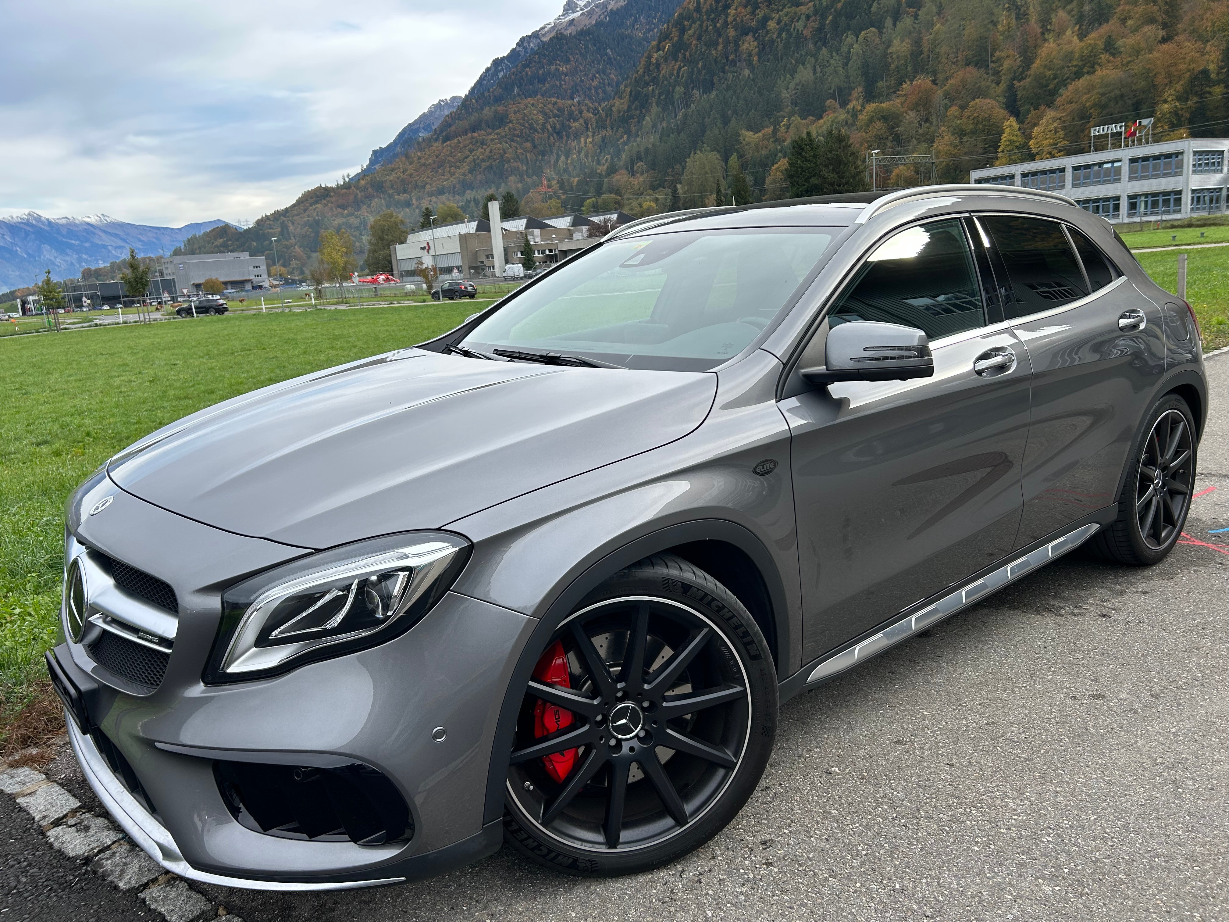 MERCEDES-BENZ GLA 45 AMG 4Matic 7G-DCT