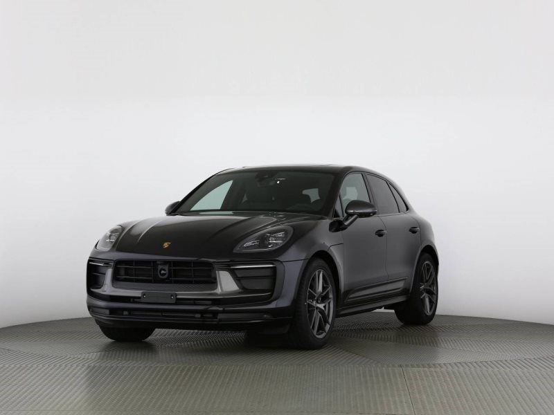 PORSCHE MACAN T