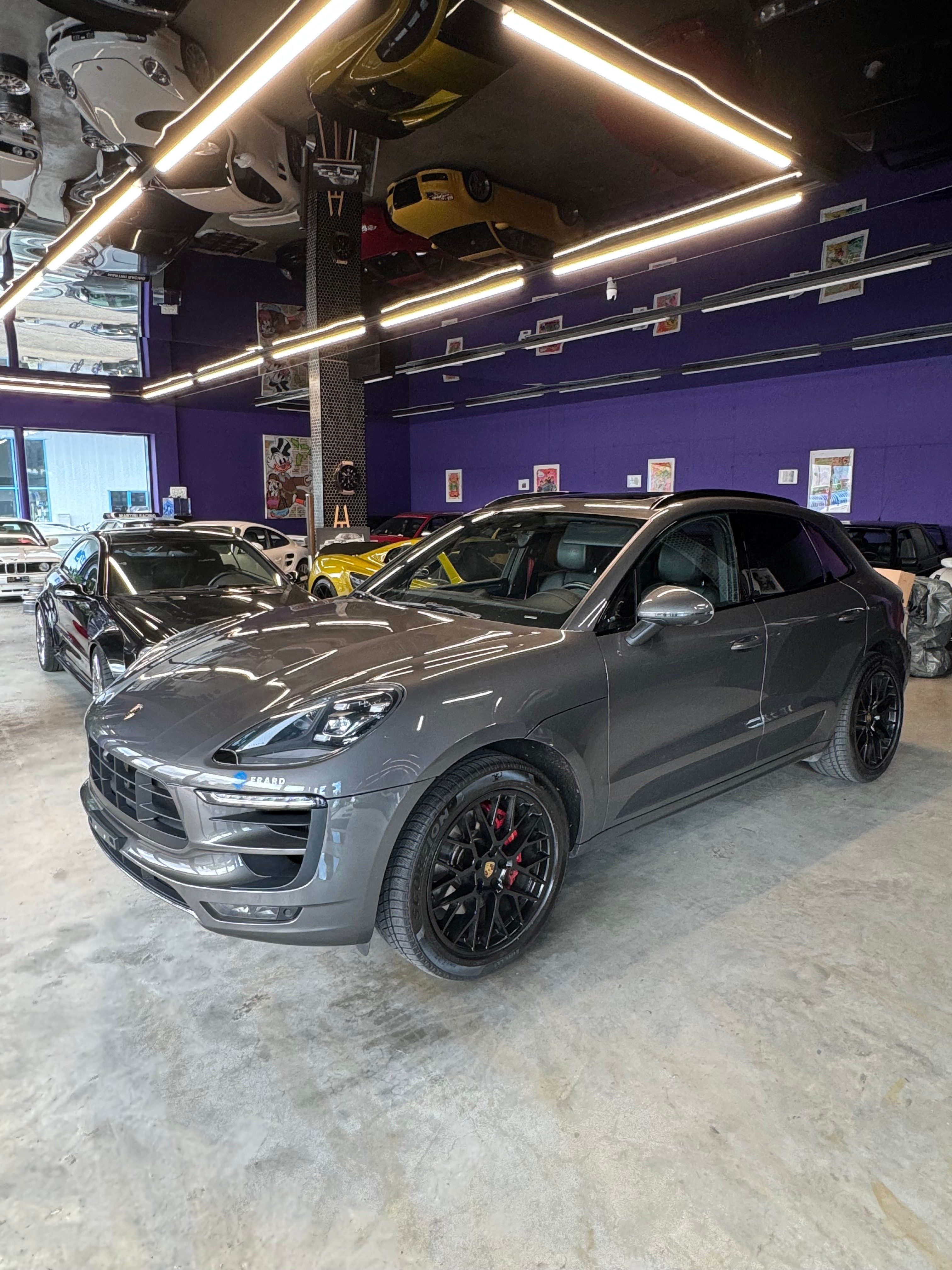 PORSCHE Macan GTS PDK