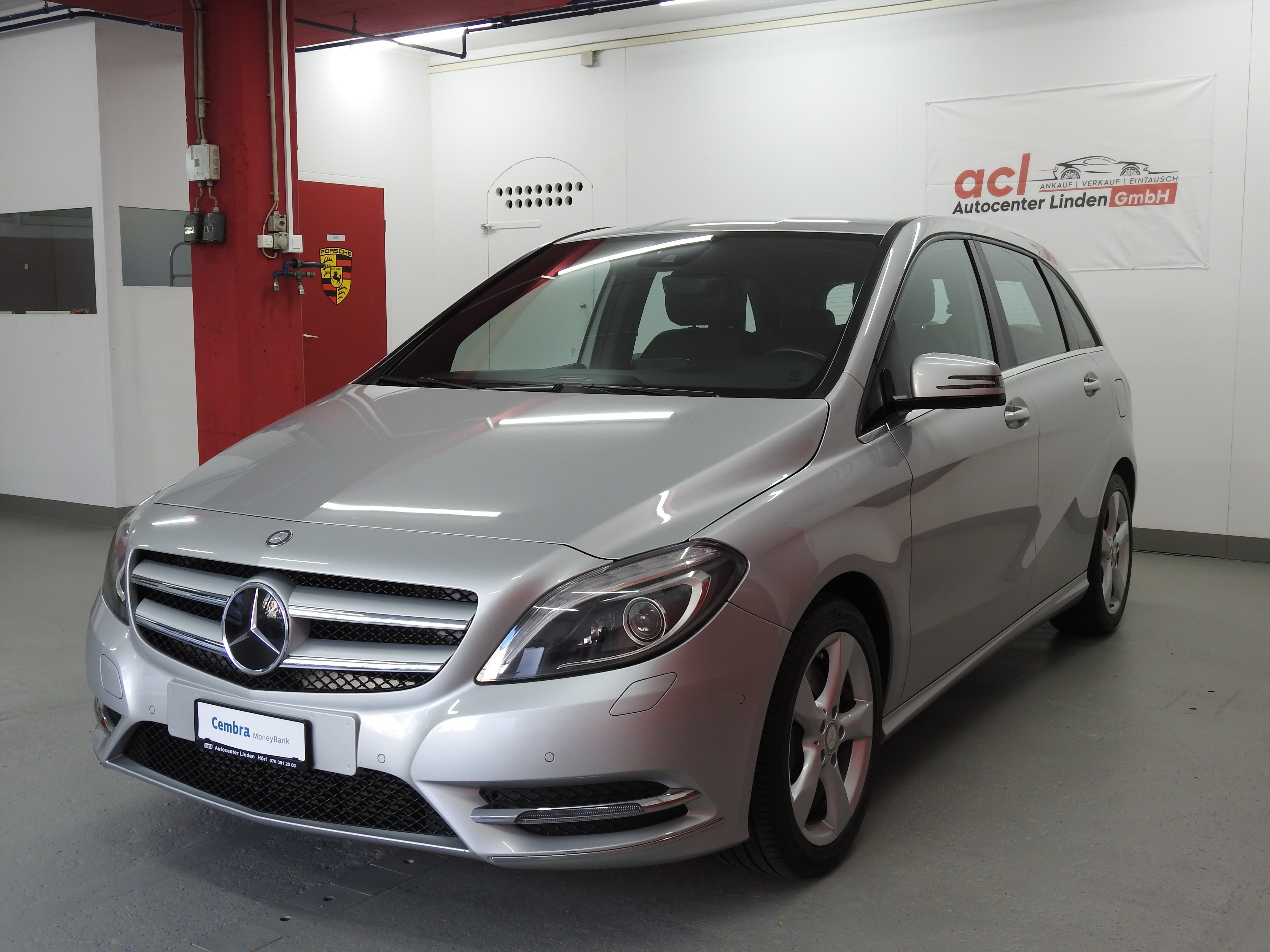 MERCEDES-BENZ B 250 7G-DCT AMG Line