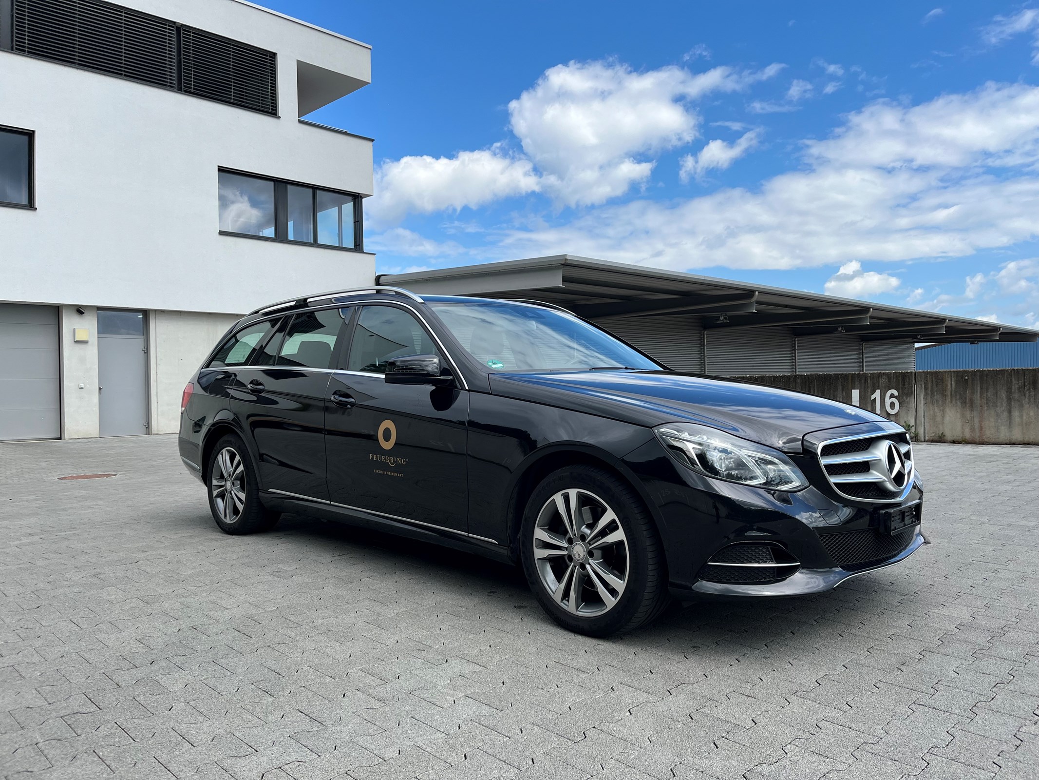 MERCEDES-BENZ E 250 BlueTEC Avantgarde 4Matic 7G-Tronic