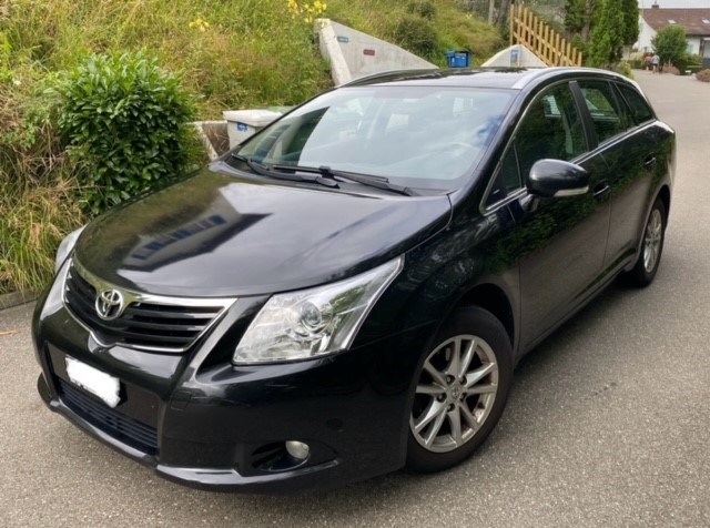 TOYOTA AVENSIS Edition