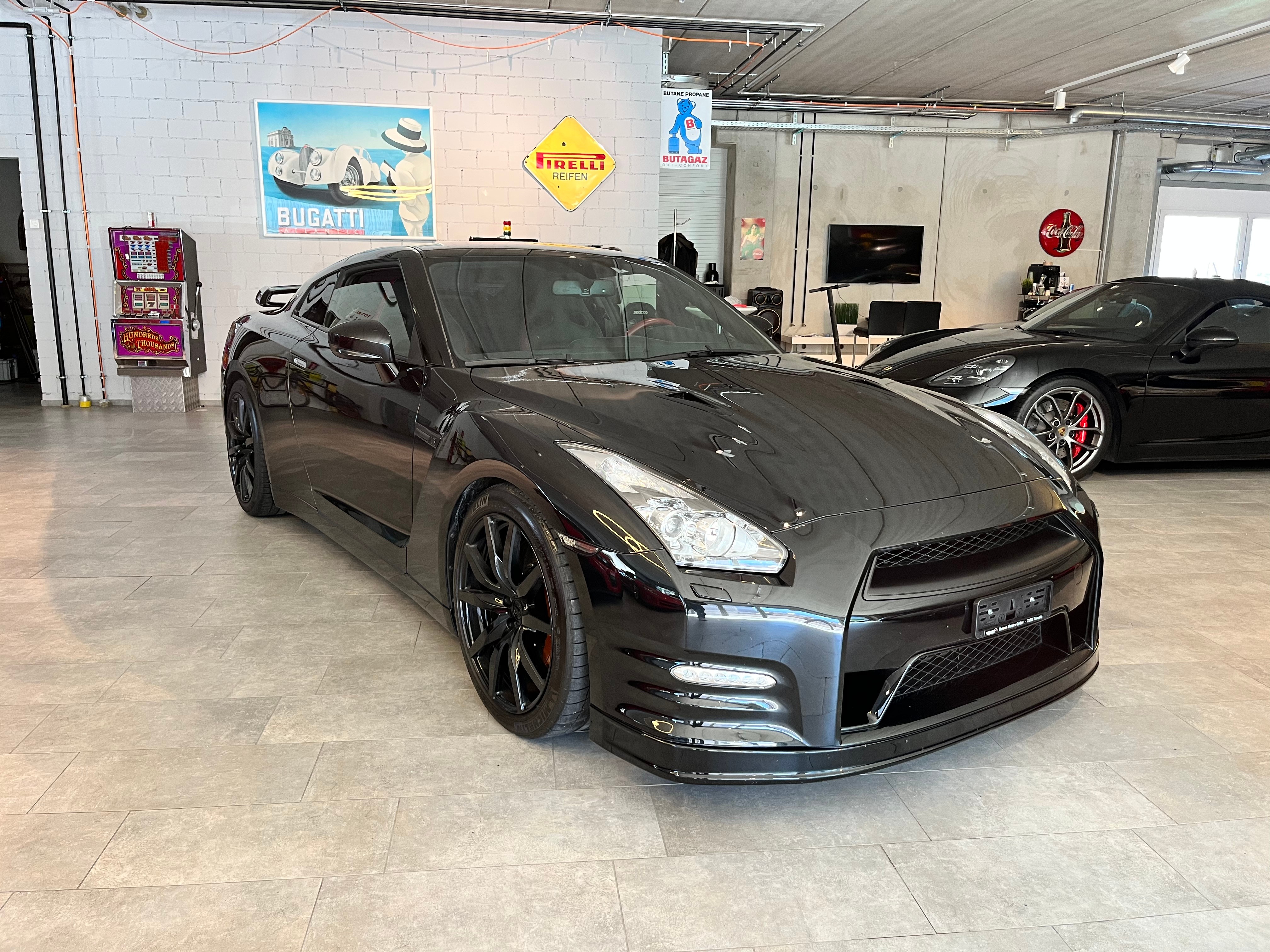 NISSAN GT-R 3.8 V6 Biturbo Black Edition