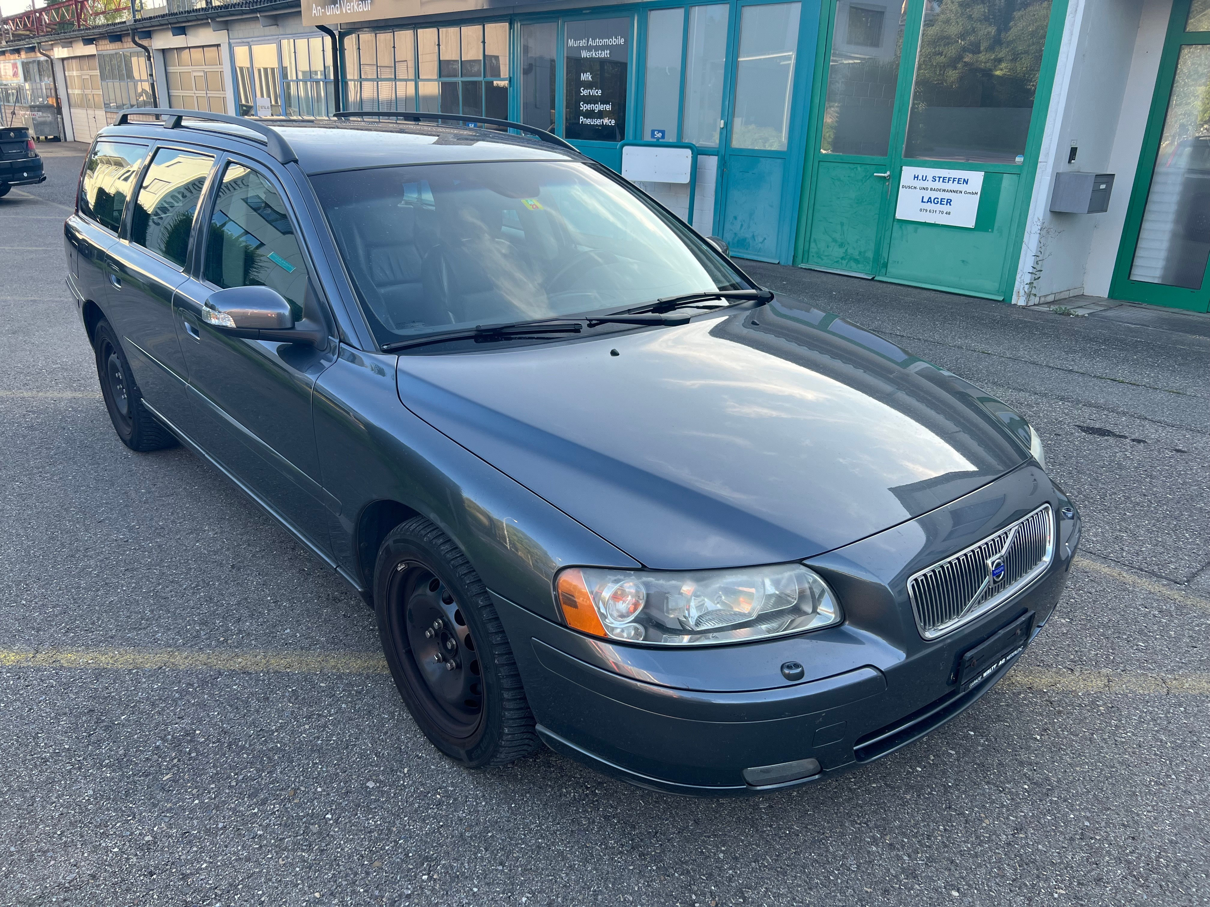 VOLVO V70 2.4D Summum