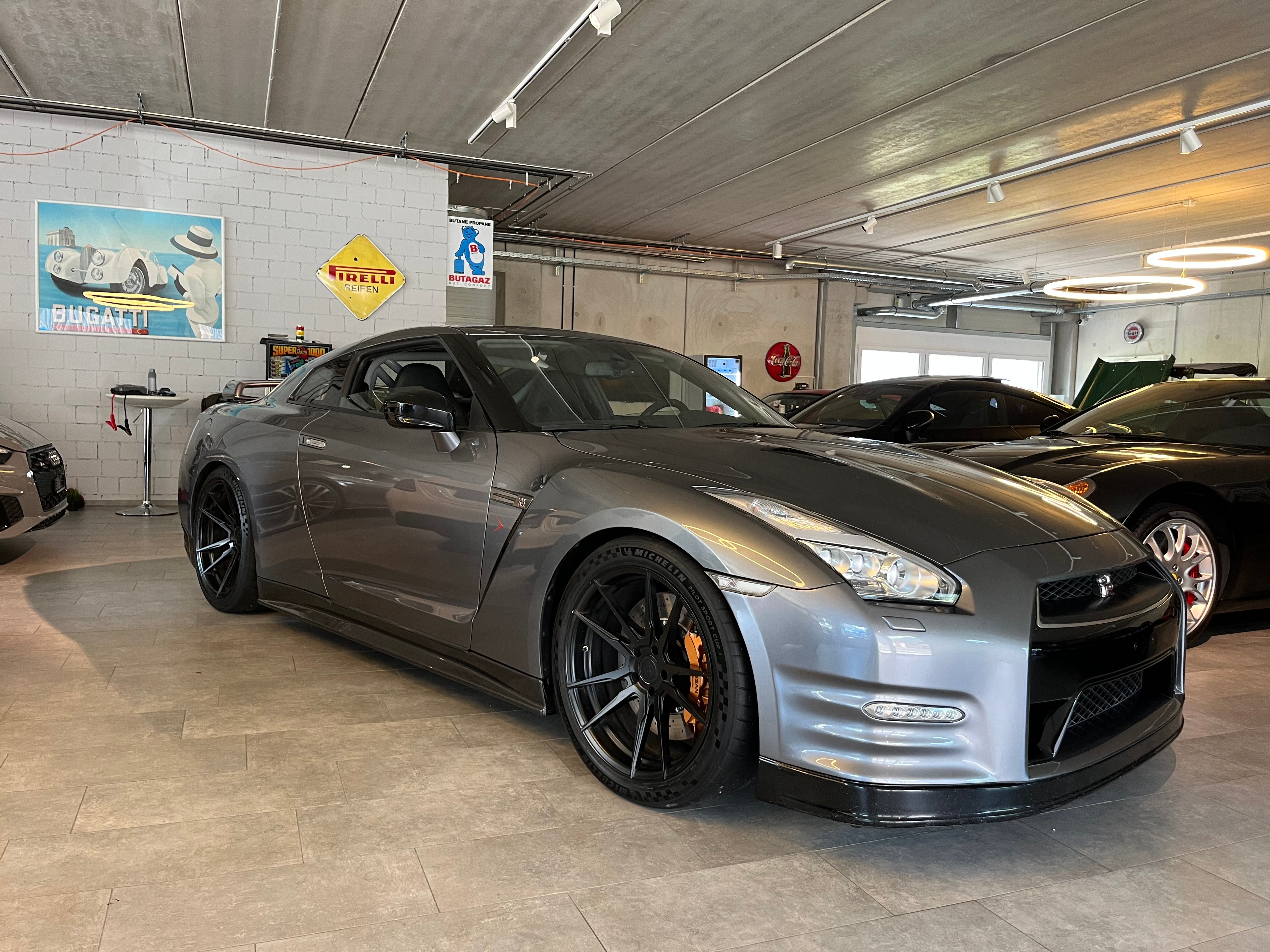 NISSAN GT-R 3.8 V6 Biturbo Black Edition