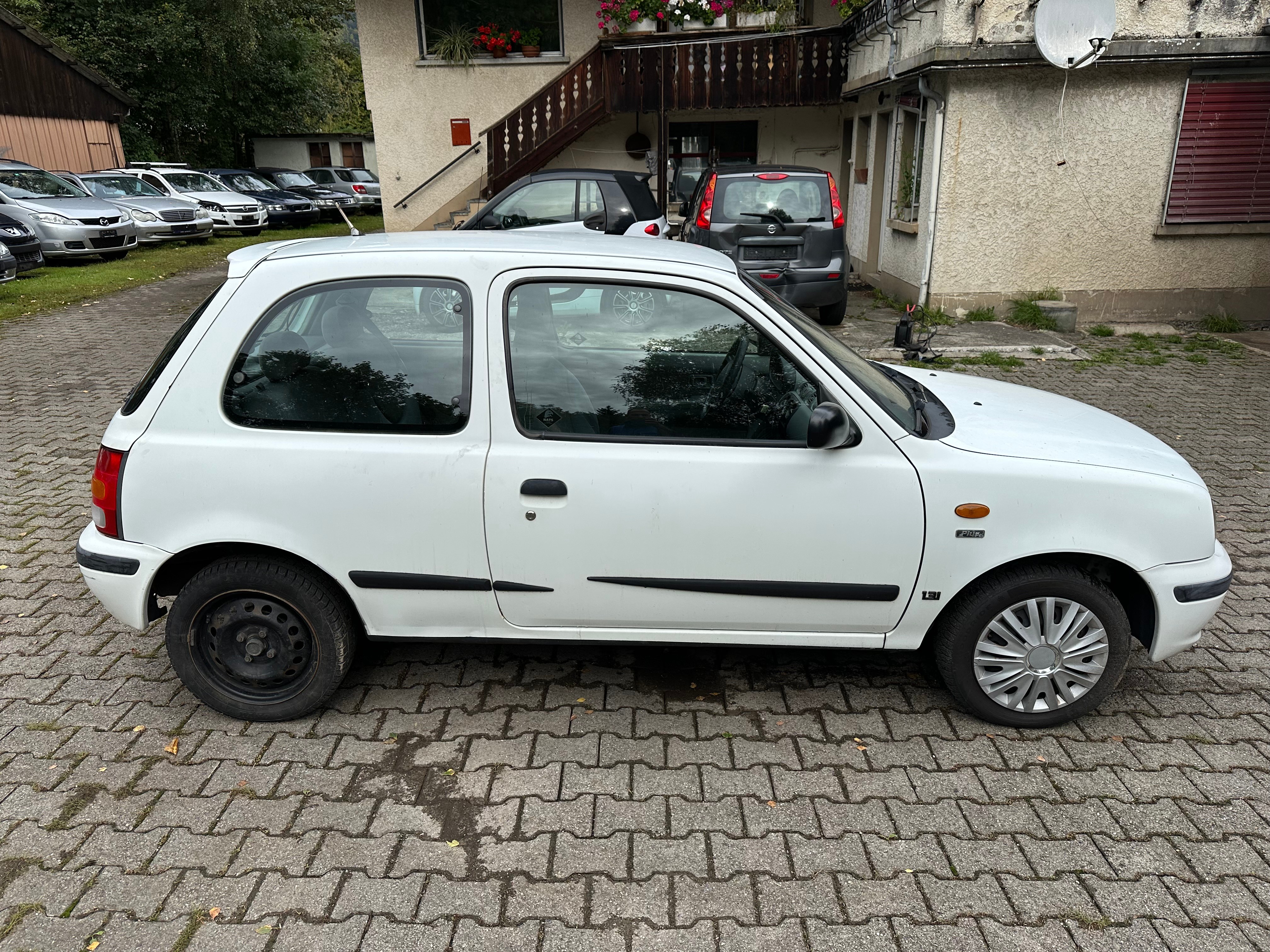 NISSAN Micra 1.3 Plus