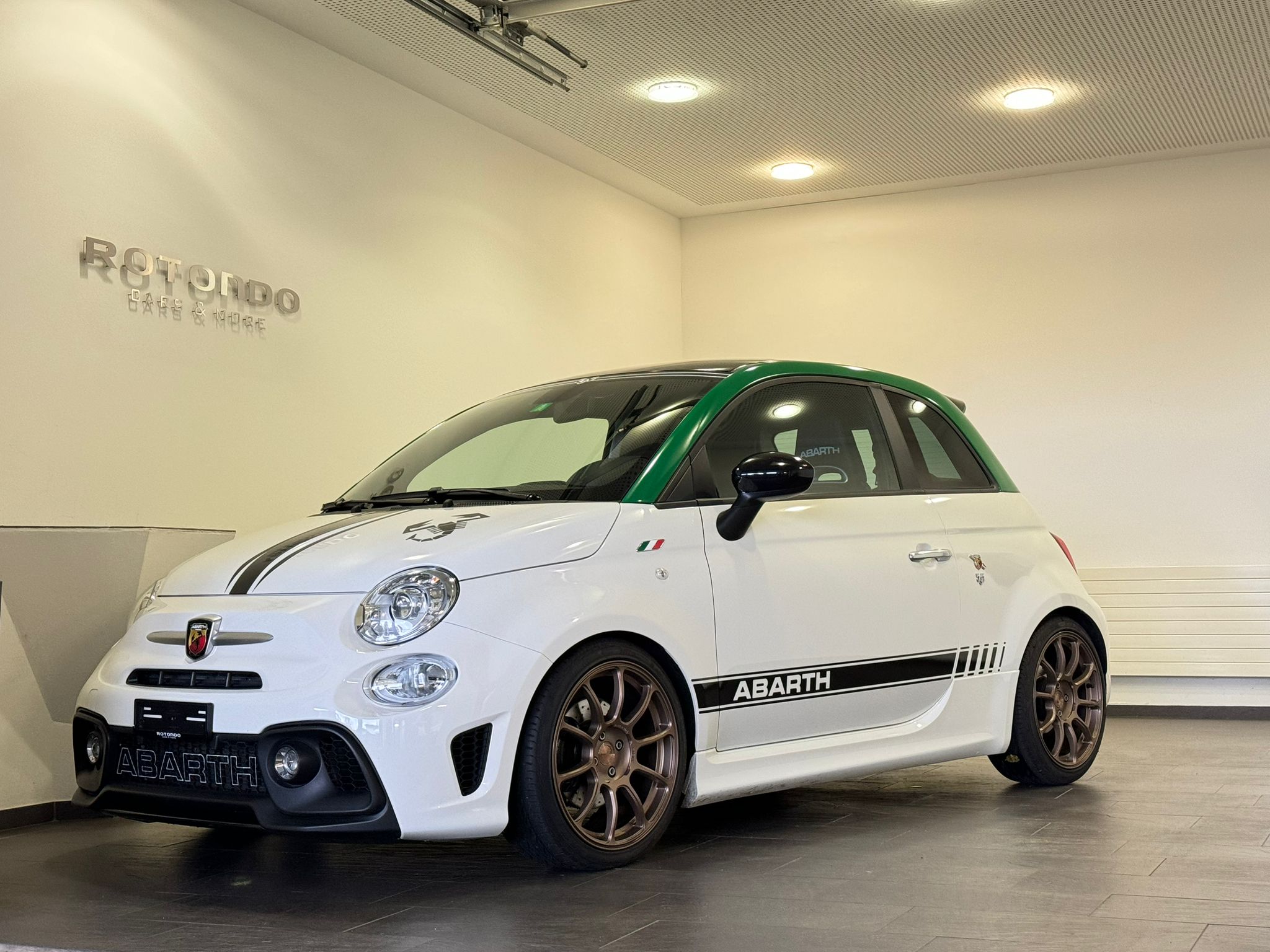 FIAT 595 1.4 16V Turbo Abarth Turismo