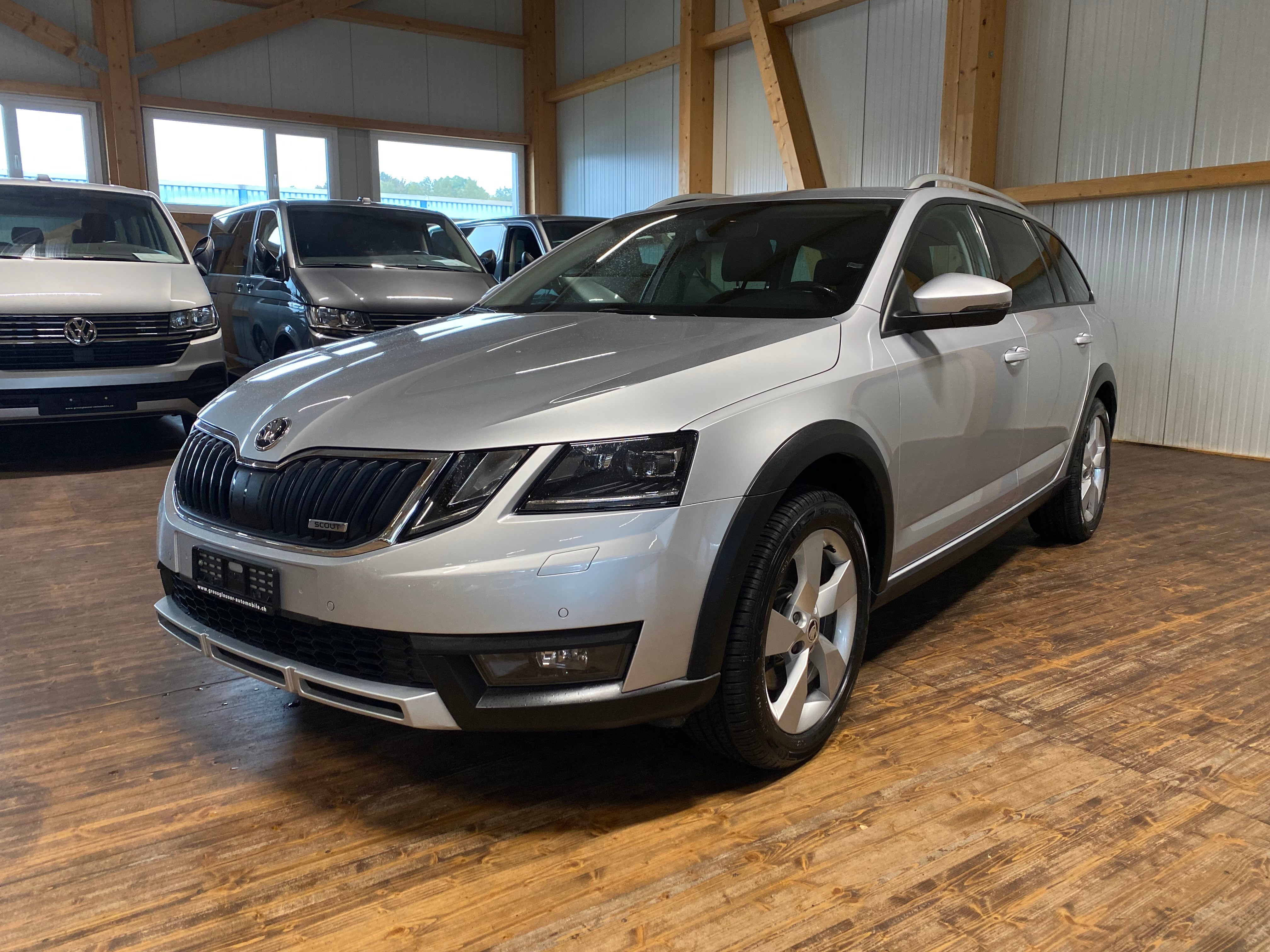 SKODA Octavia Combi 2.0 TDI Scout 4x4 DSG