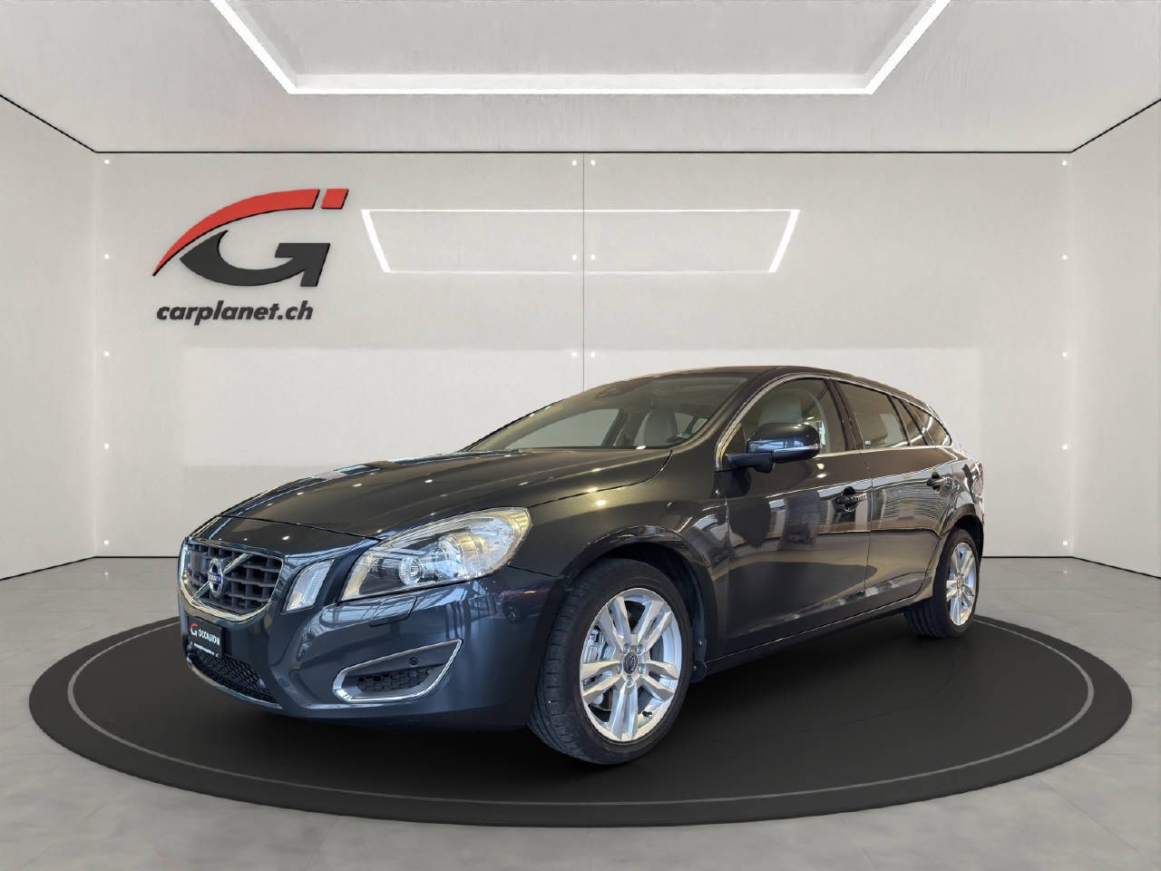 VOLVO V60 2.4 D5 Summum S/S